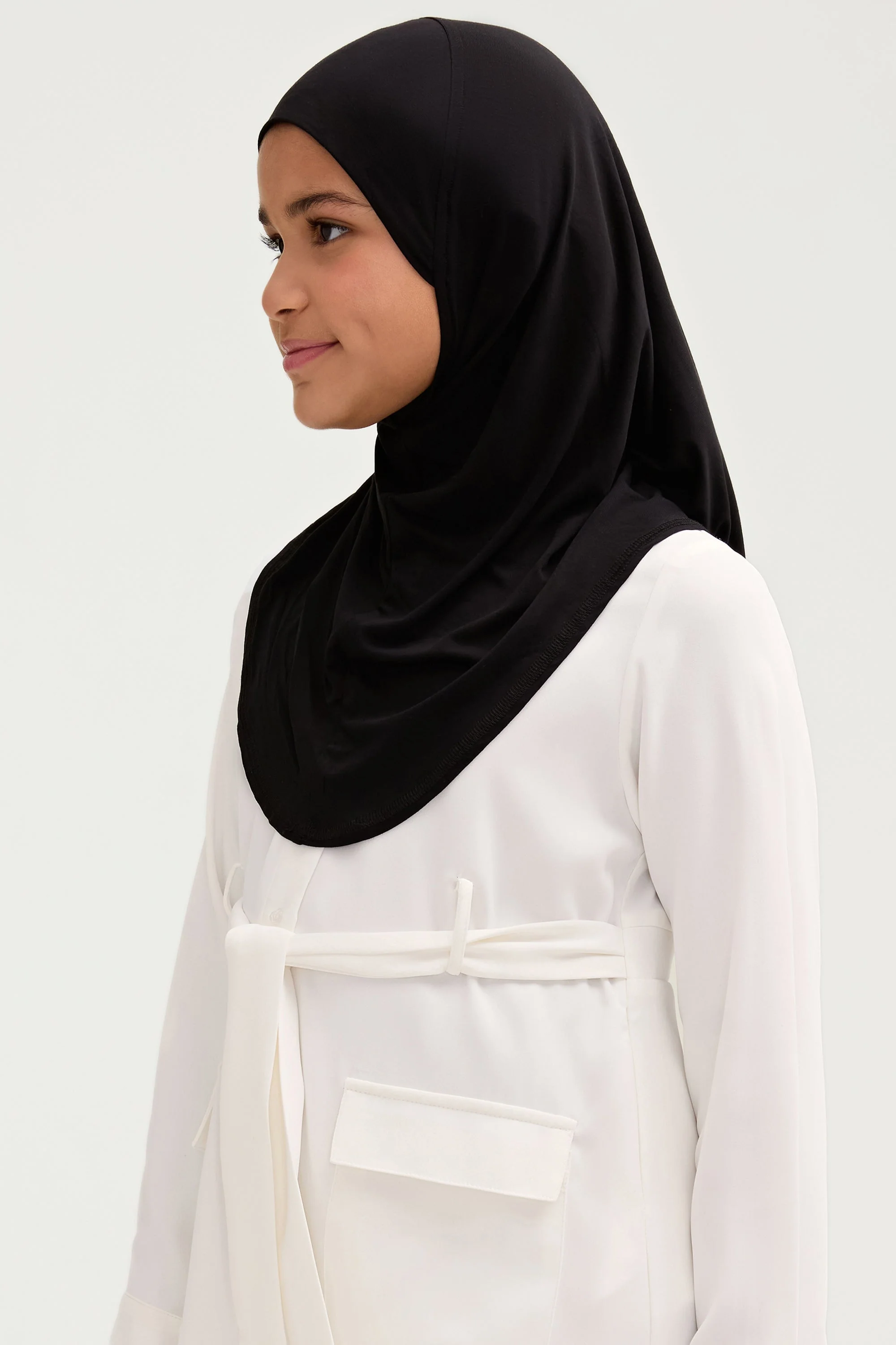 Amira Bamboo Jersey Instant Hijab - Black (Girls) - Image 3