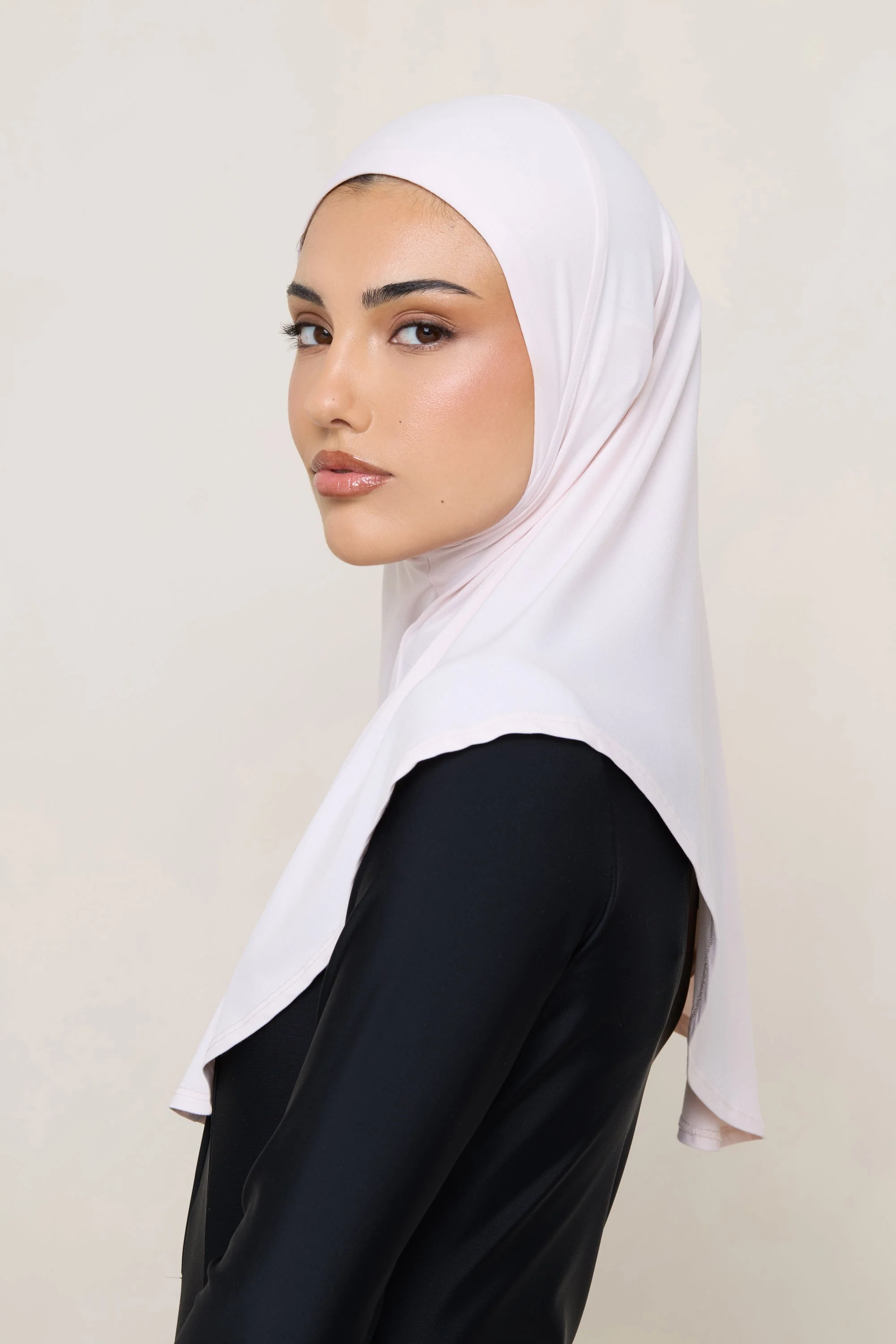 Amira Bamboo Jersey Instant Hijab - Petal Pink - Image 4
