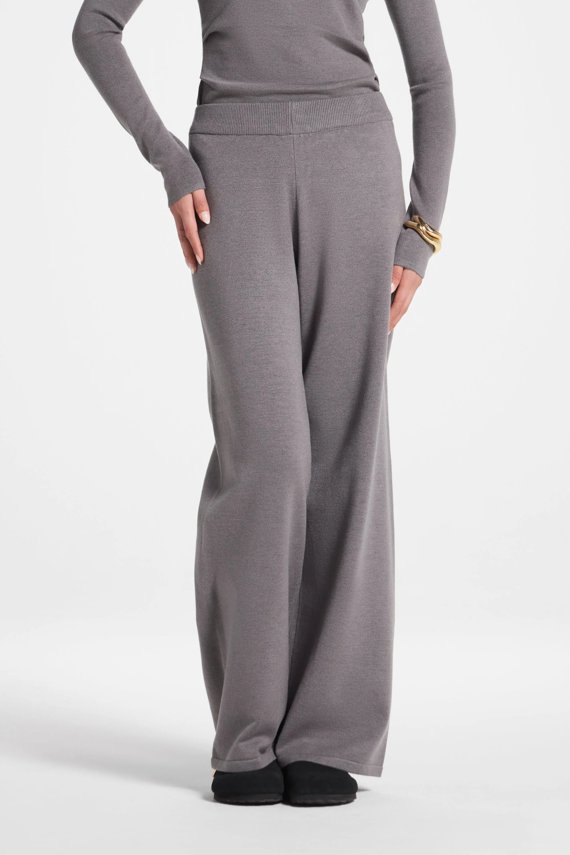 Asymmetric Knit Top & Pants Set - Charcoal - Image 8