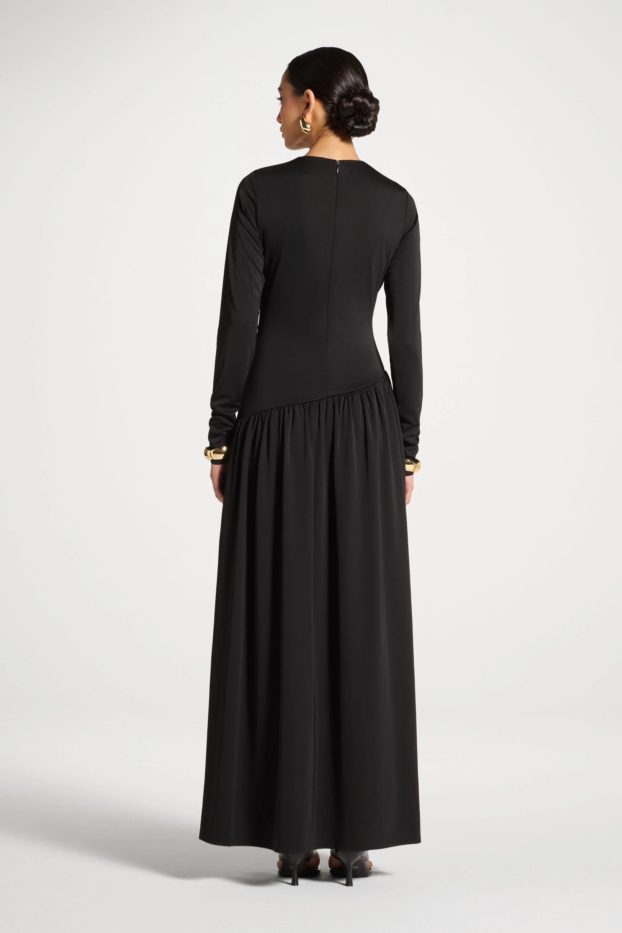 Asymmetrical Waist Rouched Maxi Dress - Black - Image 5