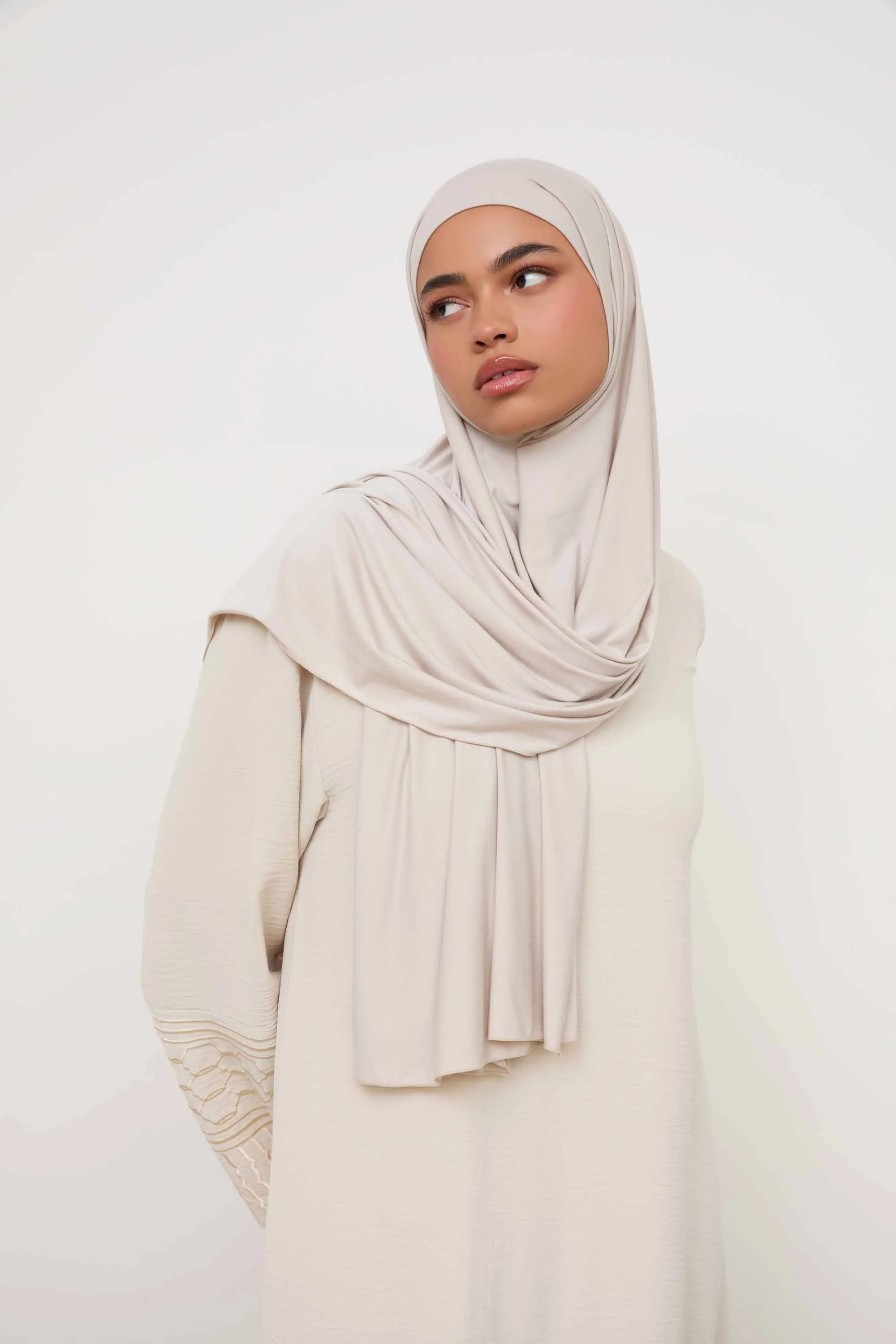 Bamboo Jersey Hijab - Cloud - Image 5