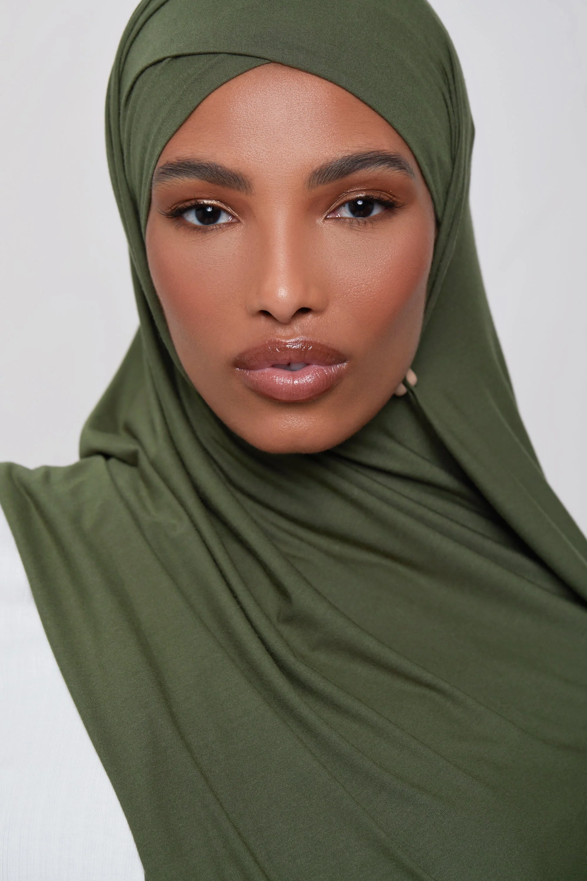 Bamboo Jersey Hijab - Dark Olive - Image 3