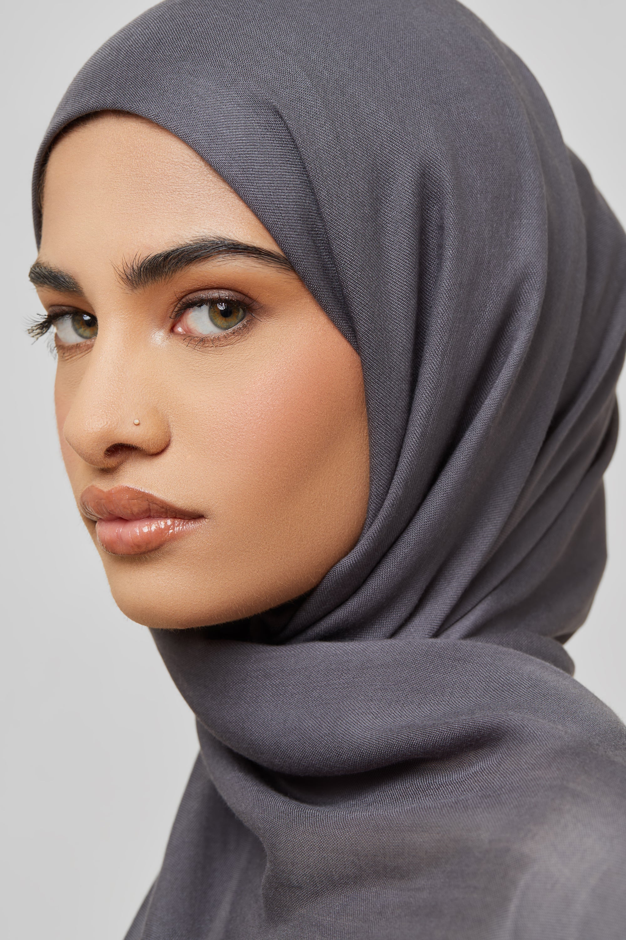 Bamboo Woven Hijab - Iron - Image 3