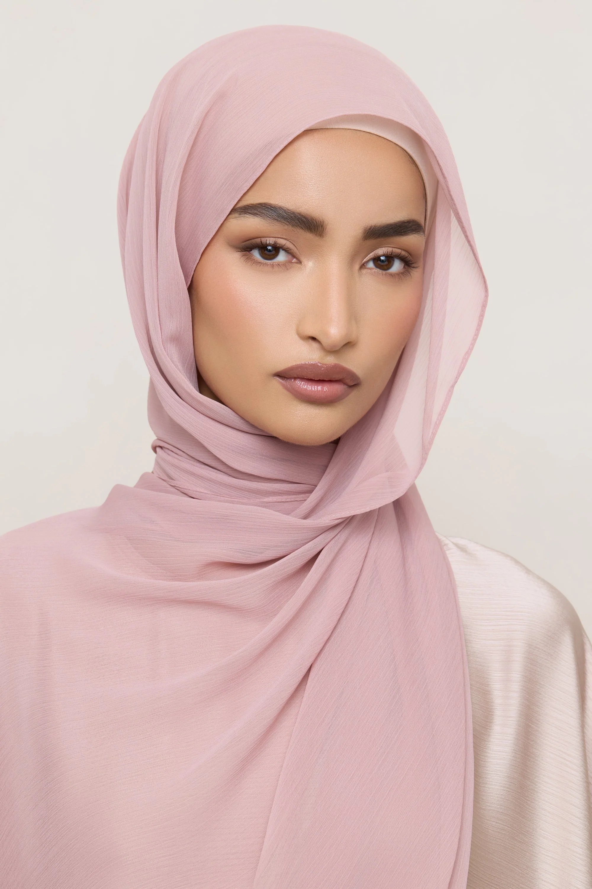 Chiffon Crinkle Hijab - Milky Pink - Image 7