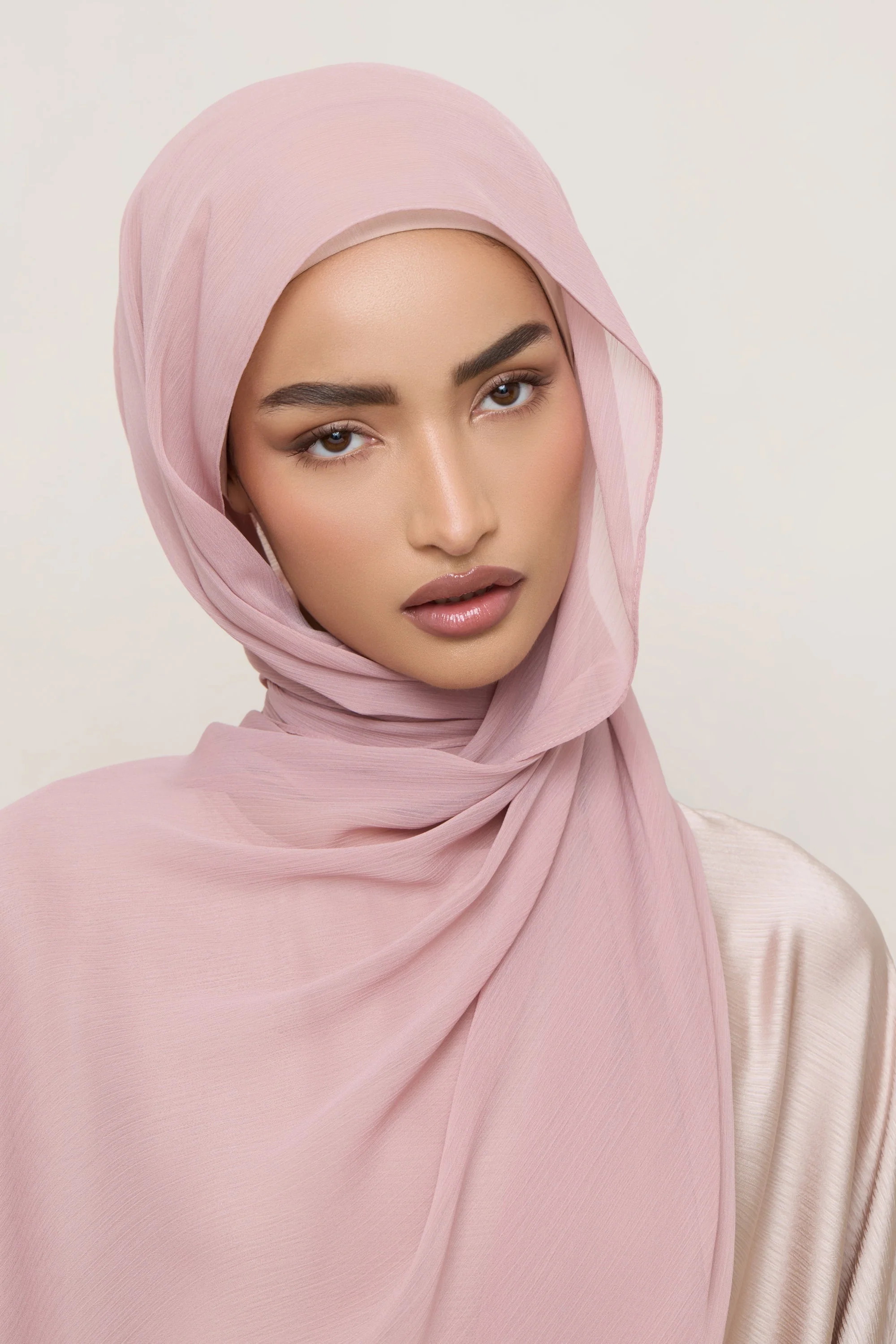 Chiffon Crinkle Hijab - Milky Pink - Image 8