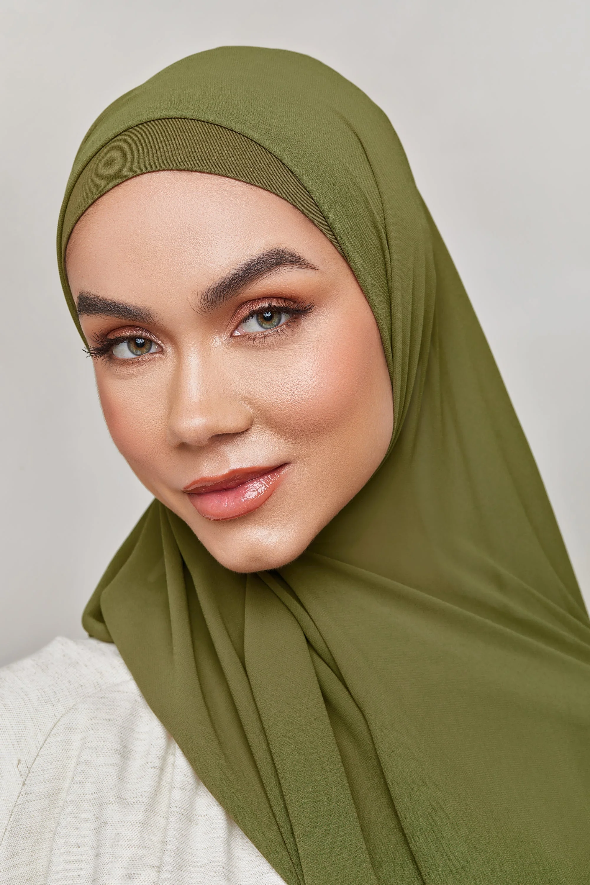 Chiffon LITE Hijab - Avocado - Image 3