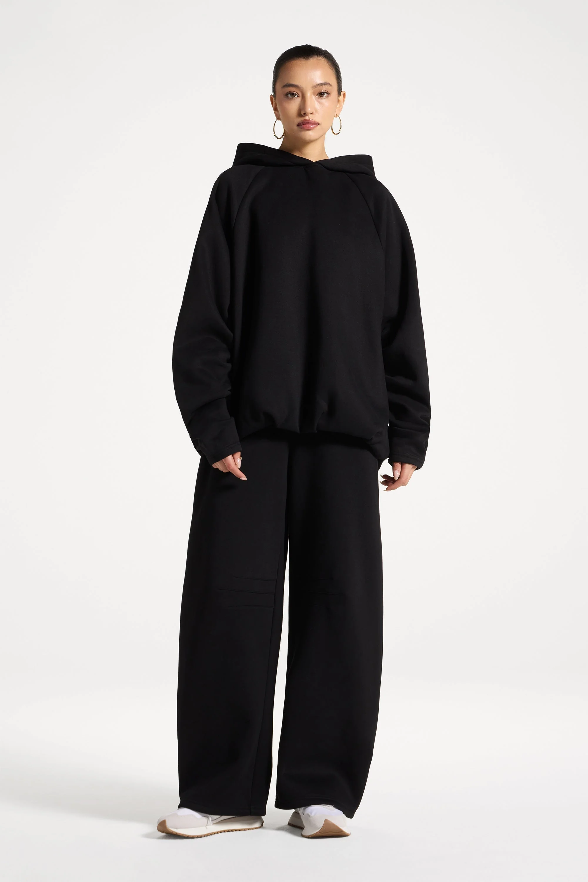 Cotton Barrel Leg Pants - Black - Image 3