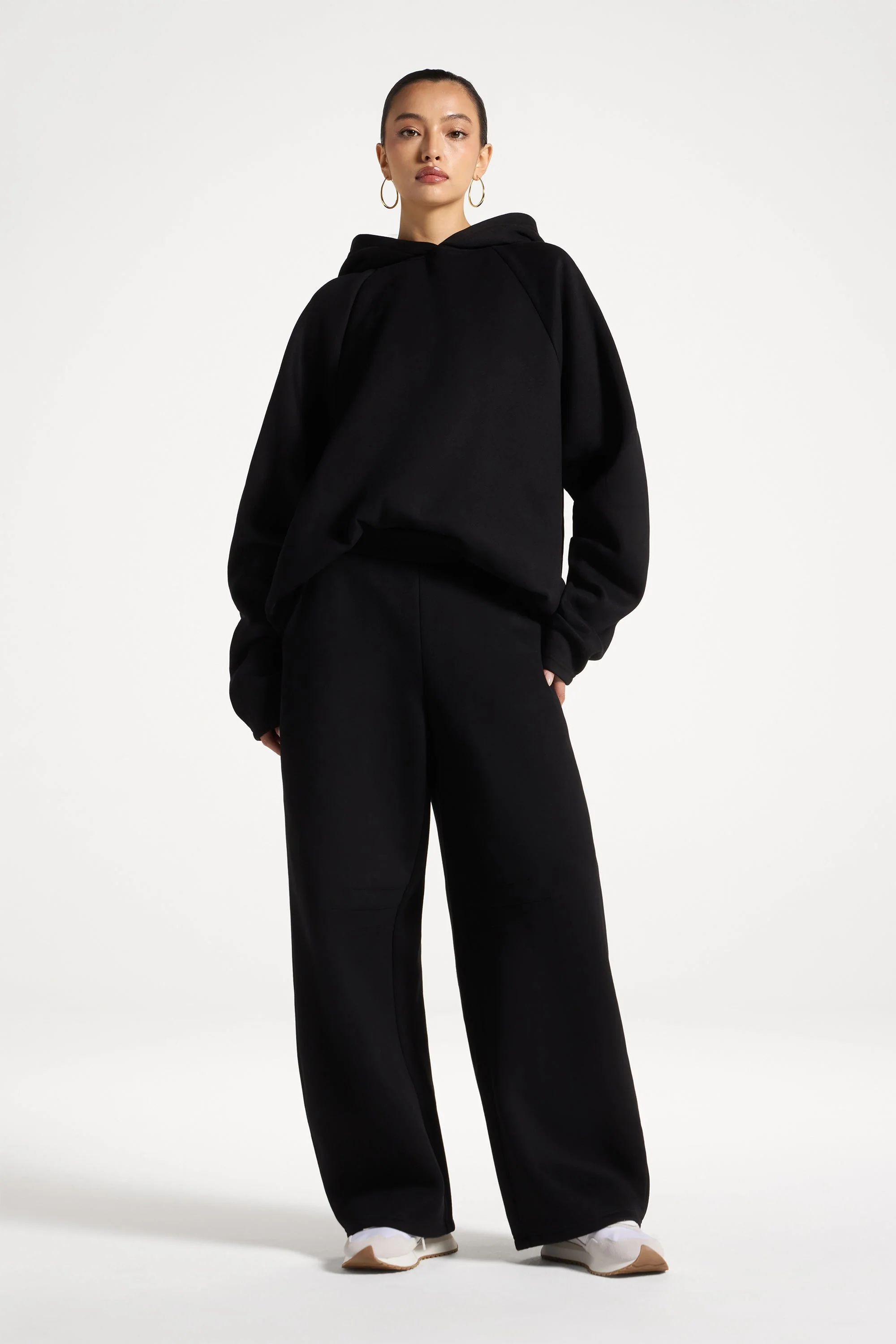 Cotton Barrel Leg Pants - Black - Image 4