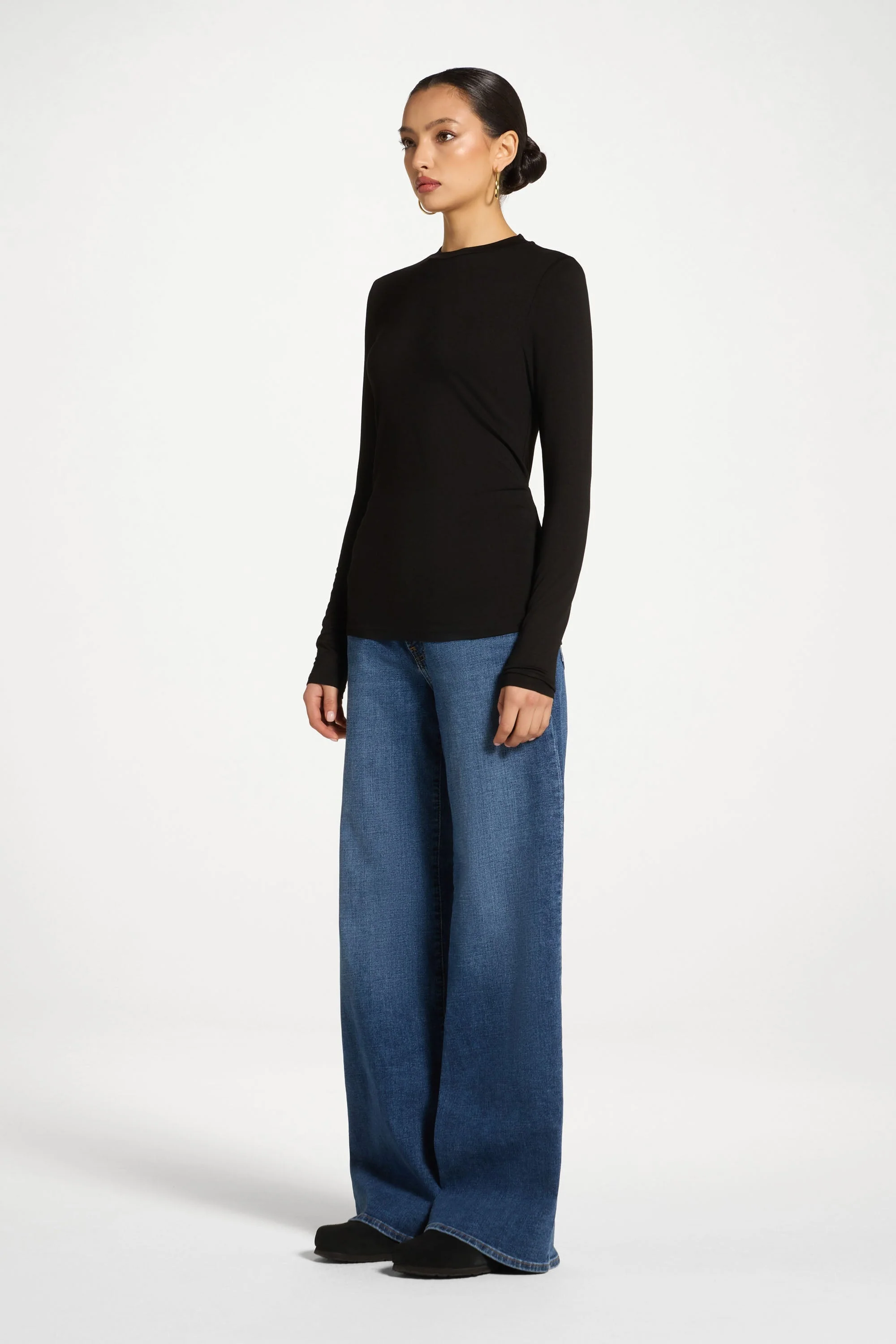 Essential Bamboo Long Sleeve Top - Black - Image 5