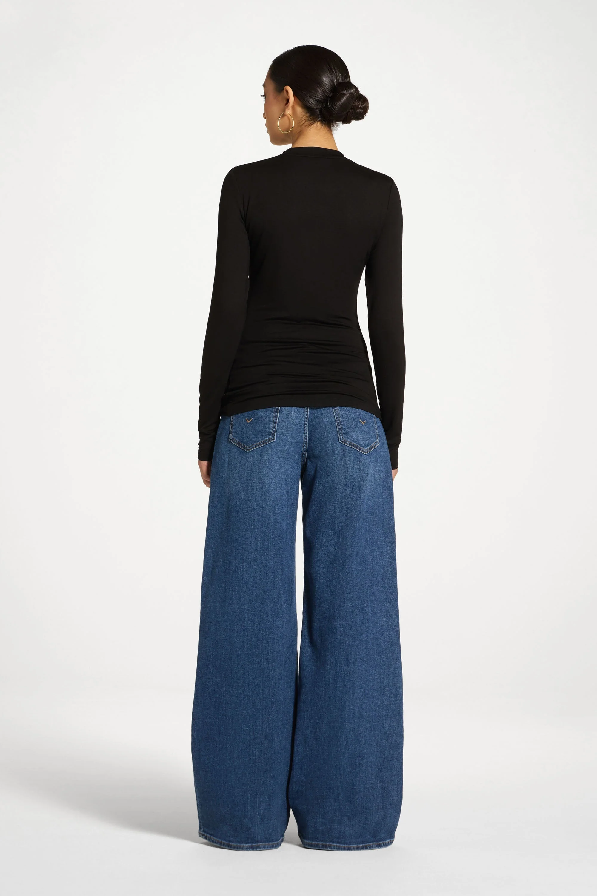 Essential Bamboo Long Sleeve Top - Black - Image 6