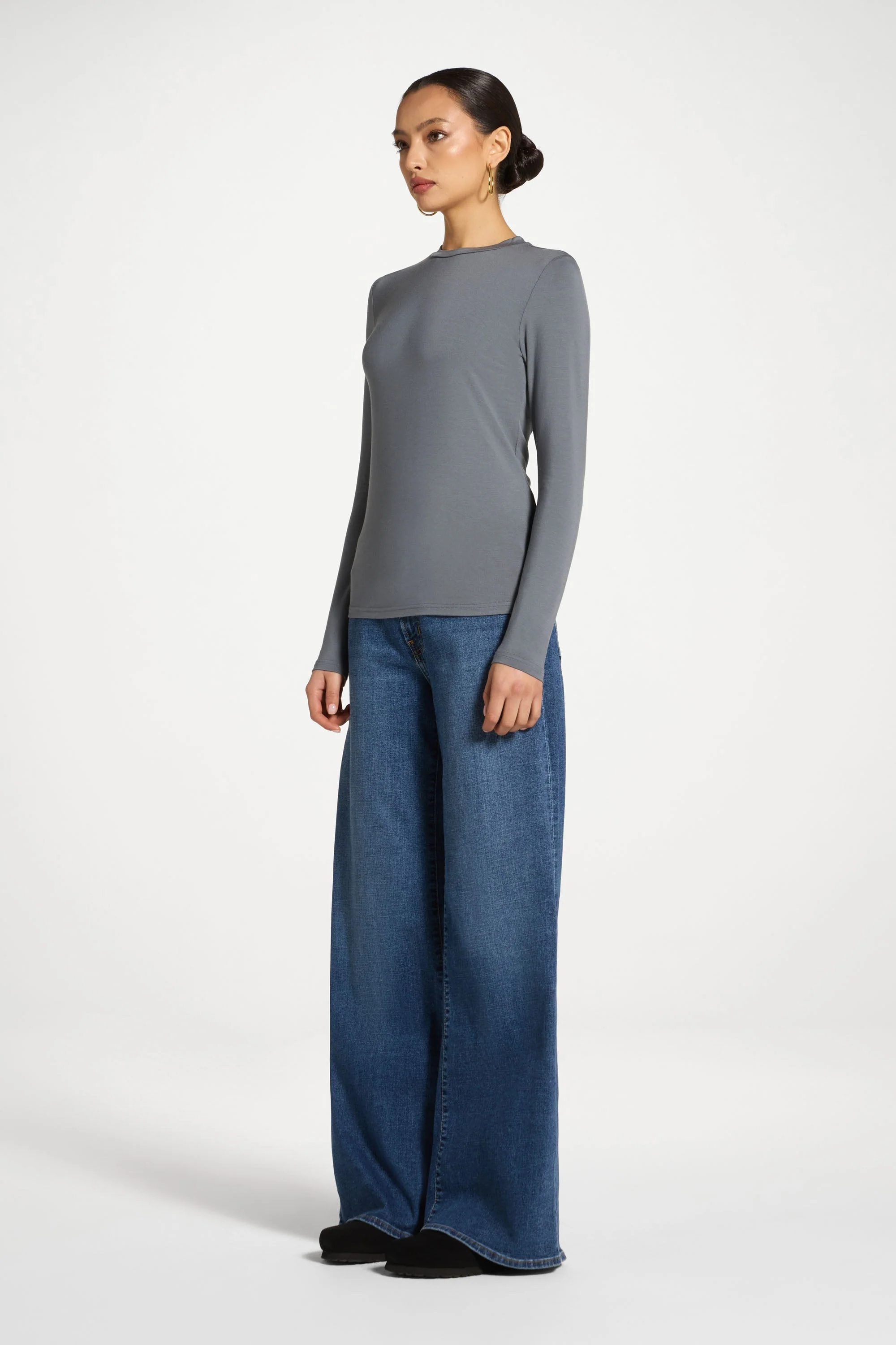 Essential Bamboo Long Sleeve Top - Iron - Image 4