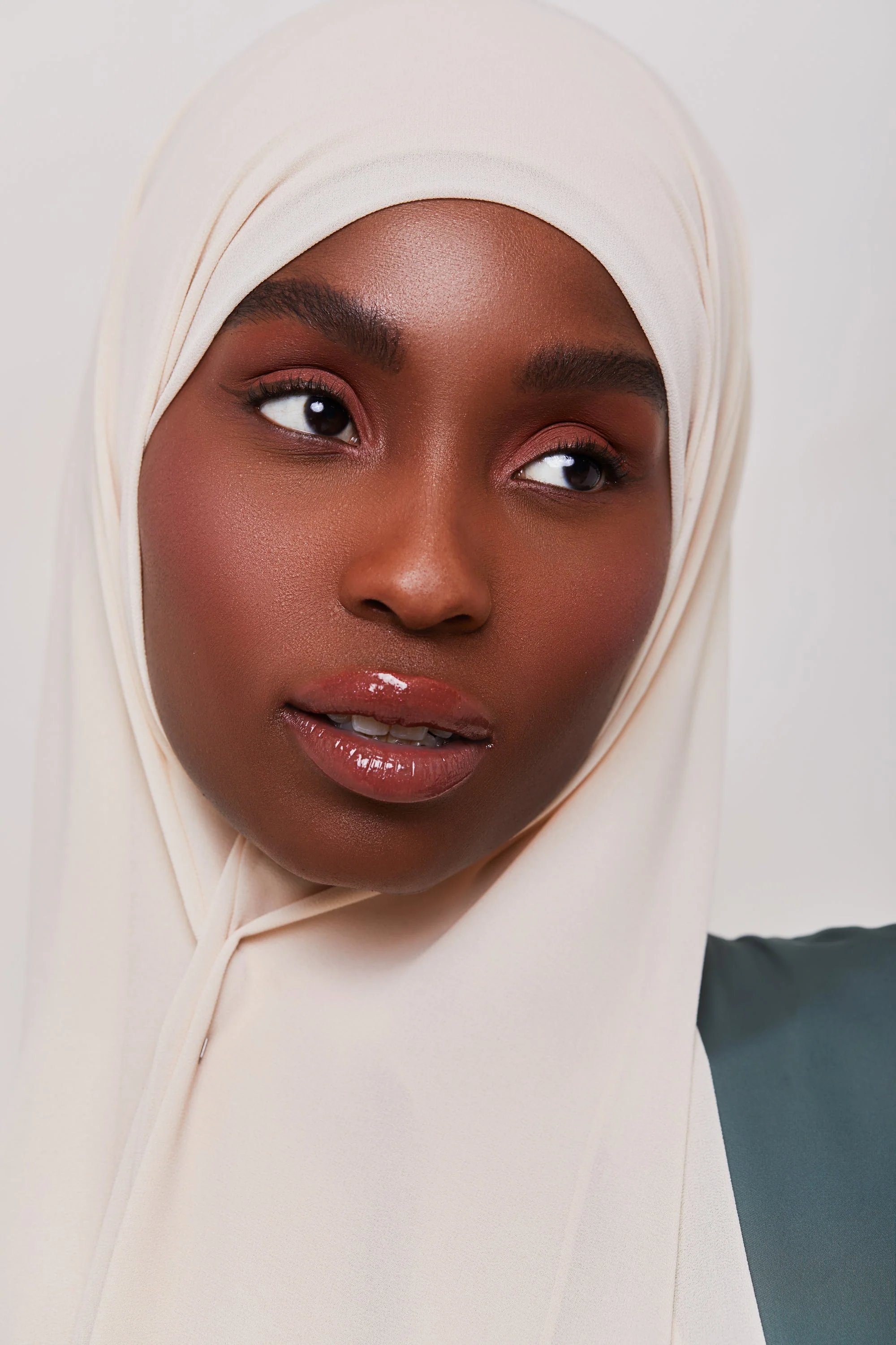 Essential Chiffon Hijab - Bone - Image 2
