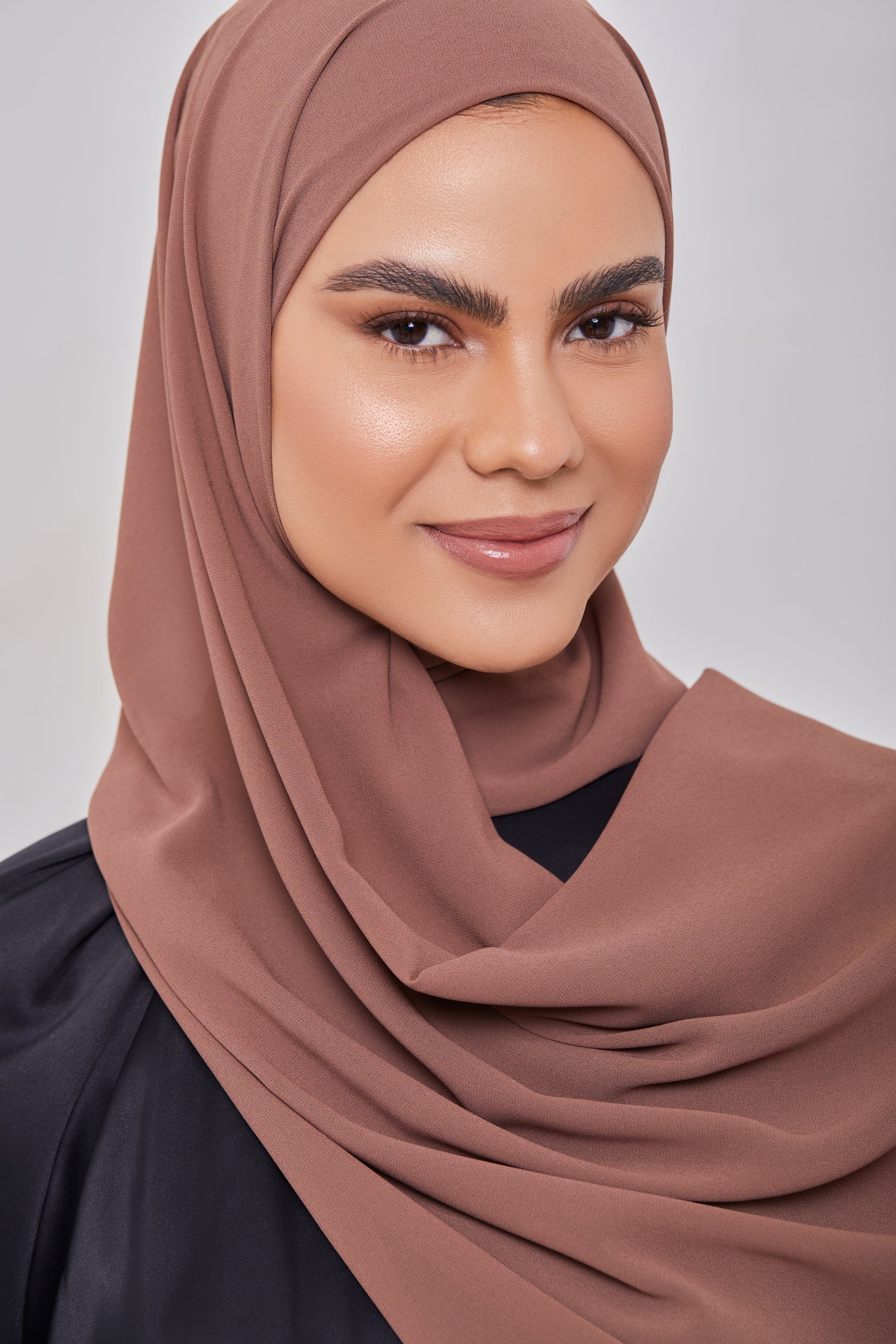 Essential Chiffon Hijab - Chocolate Creme - Image 2