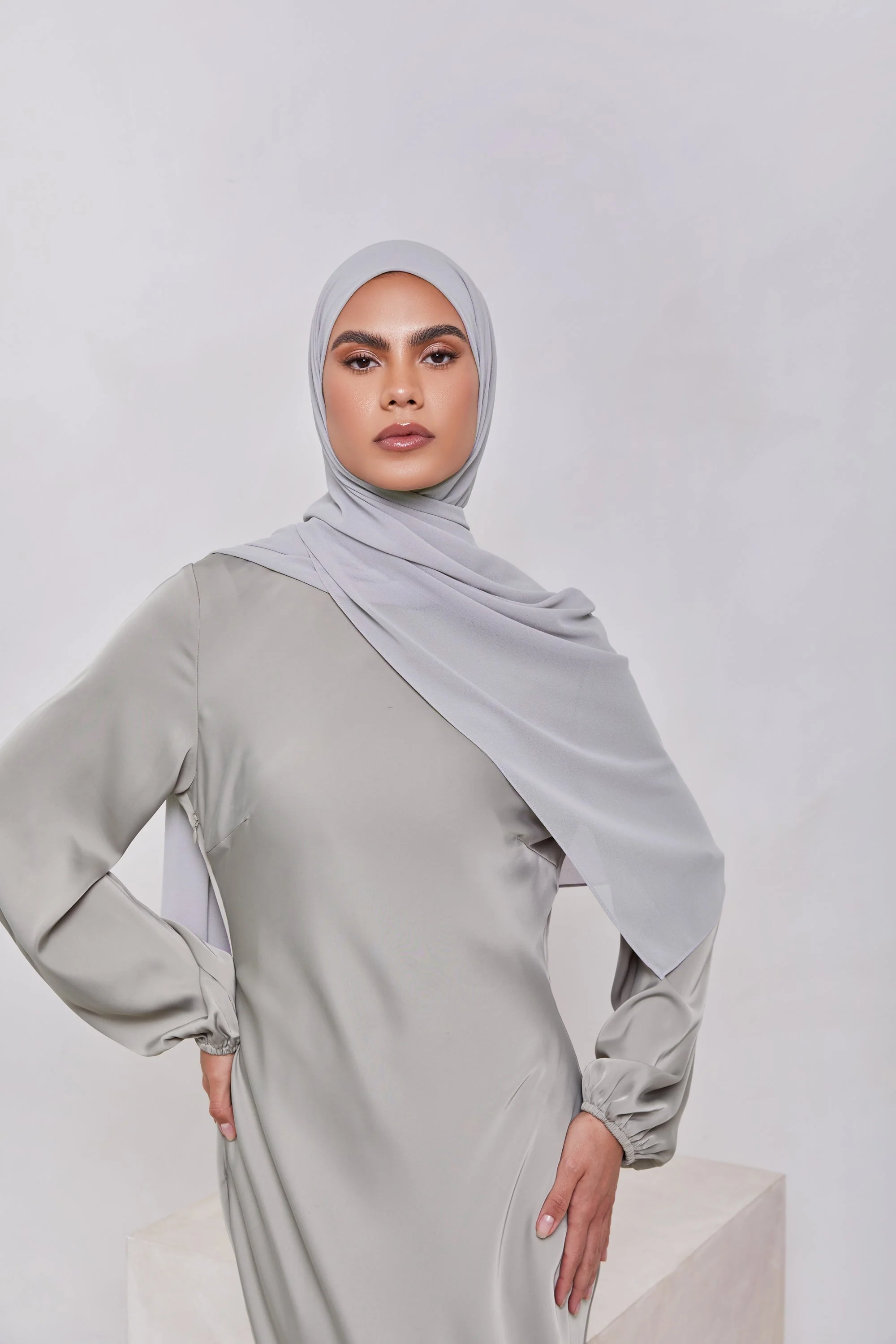 Essential Chiffon Hijab - Cool Grey - Image 2