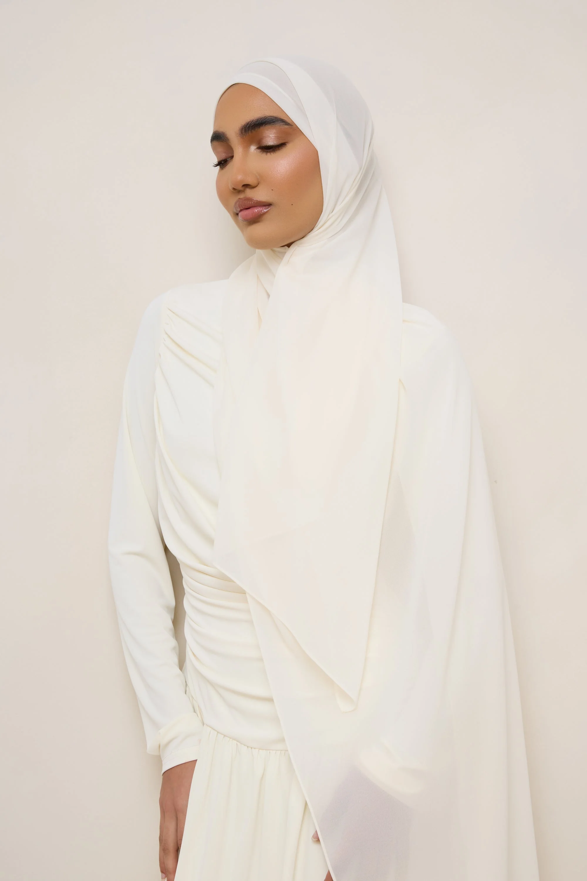 Essential Chiffon Hijab - Ivory - Image 3