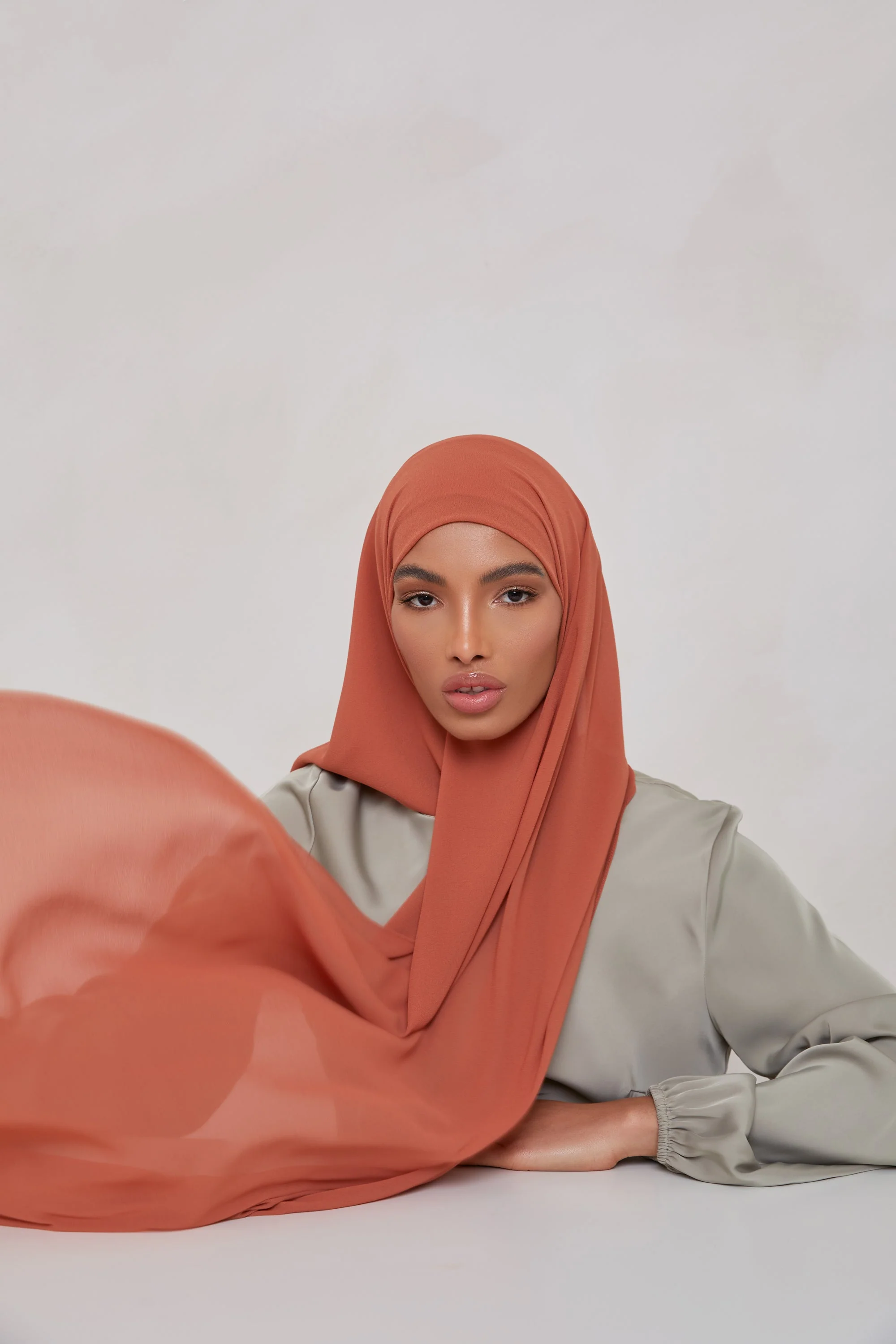 Essential Chiffon Hijab - Pumpkin Spice - Image 2