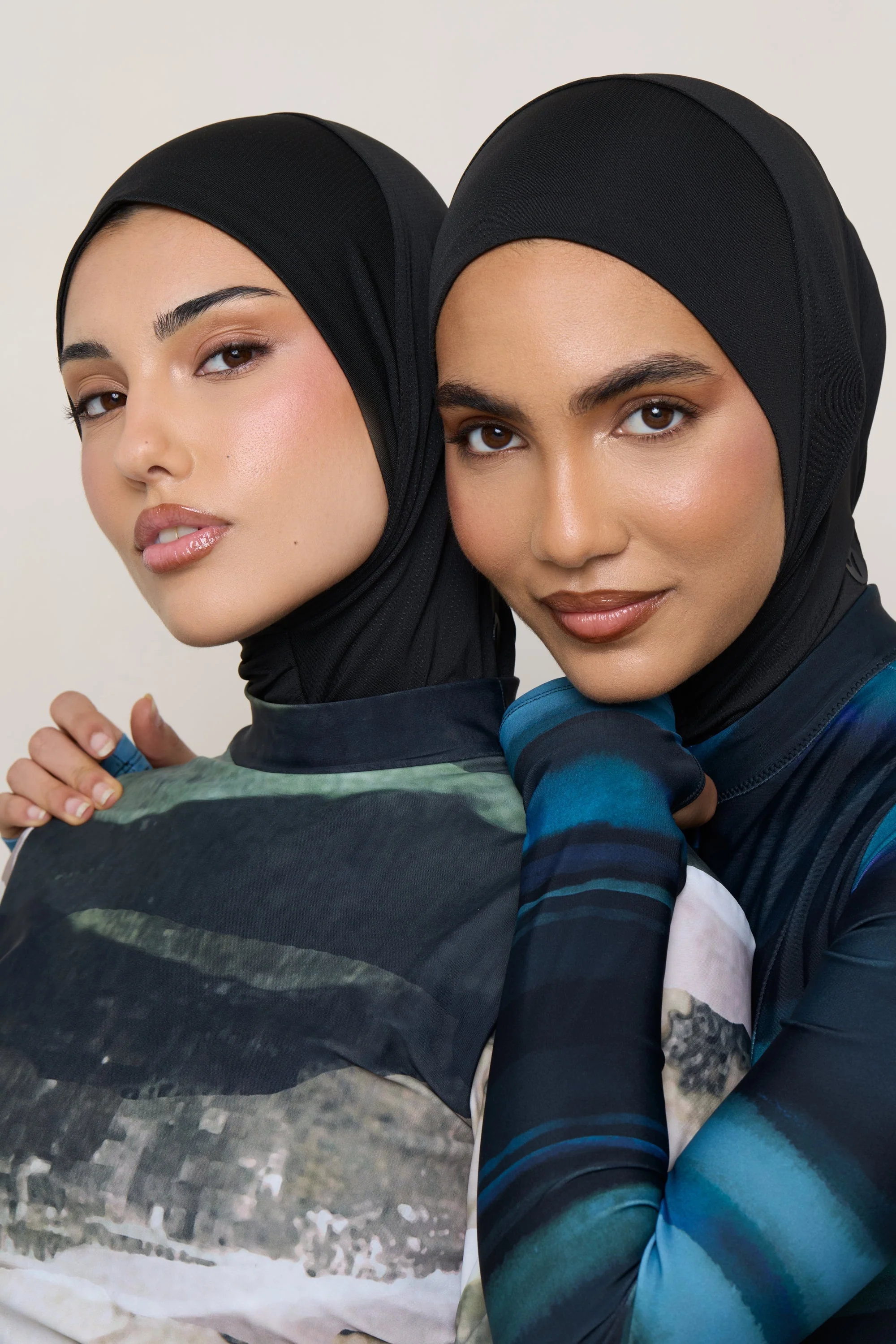 Instant Tie Back Mesh Swim Hijab - Black - Image 12