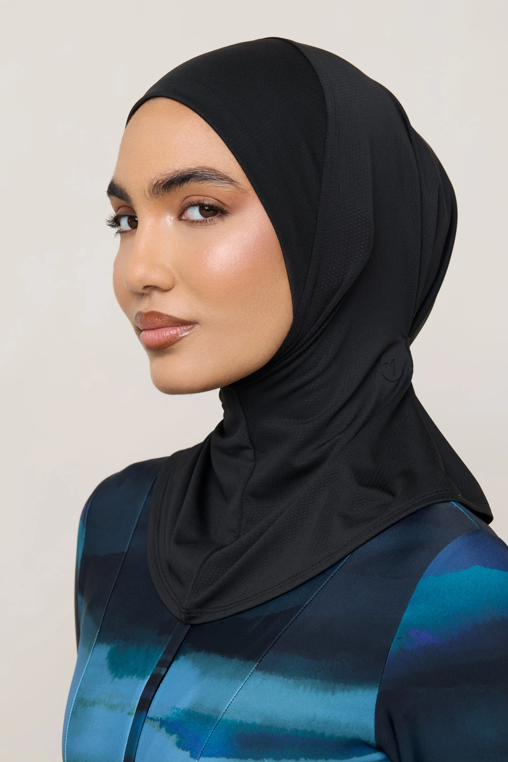 Instant Tie Back Mesh Swim Hijab - Black - Image 7
