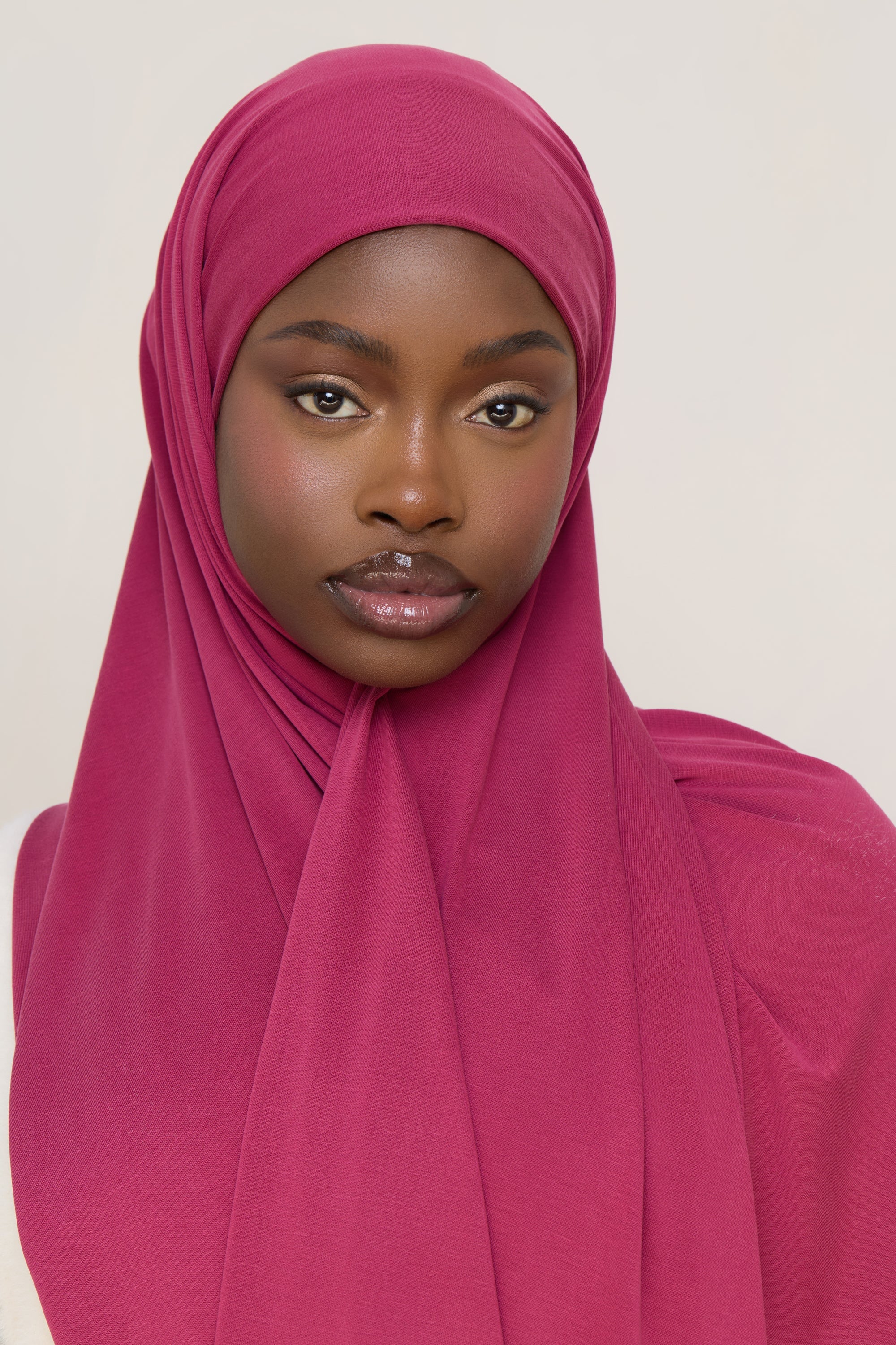 Jersey Hijab - Pomegranate - Image 3