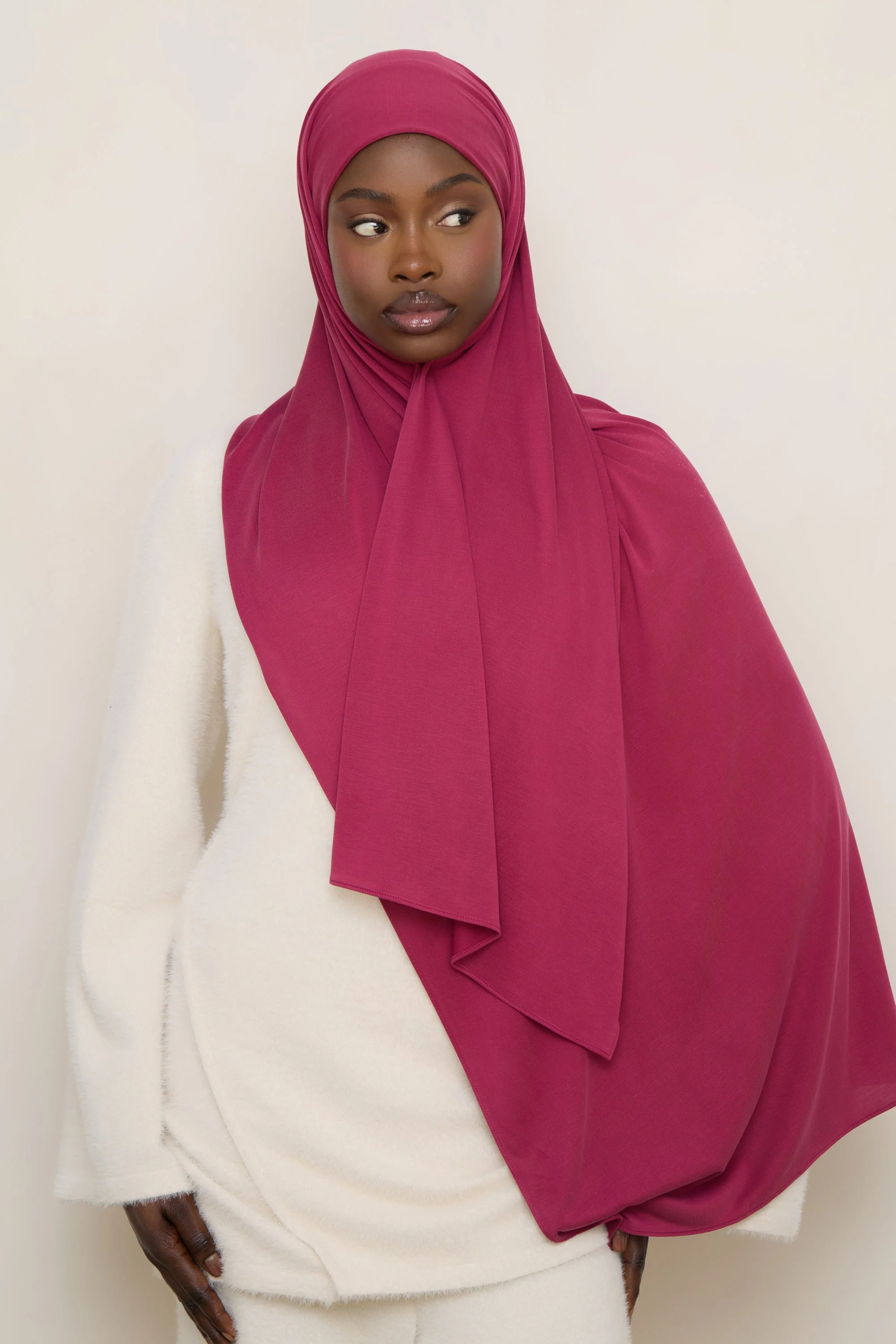 Jersey Hijab - Pomegranate - Image 4
