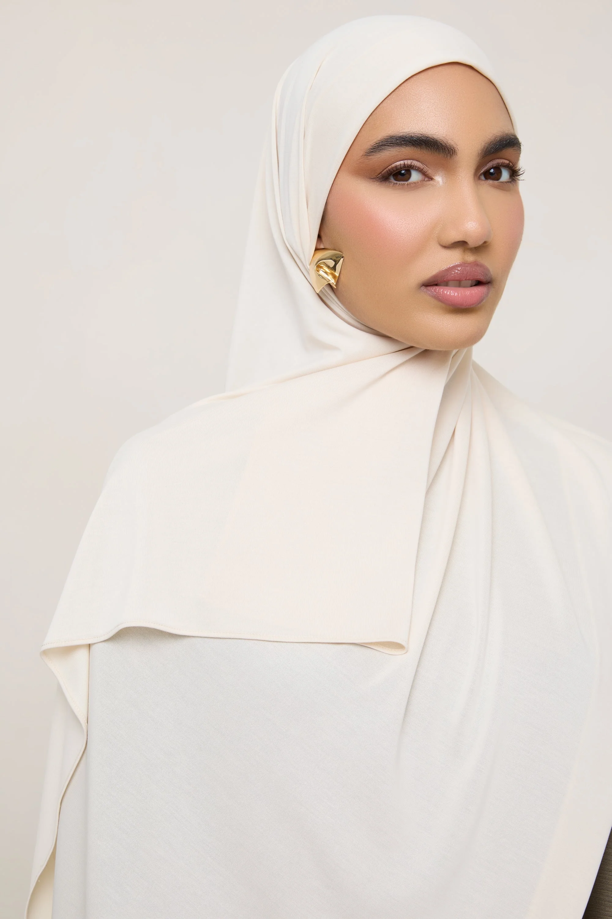 Jersey Hijab - Whitecap