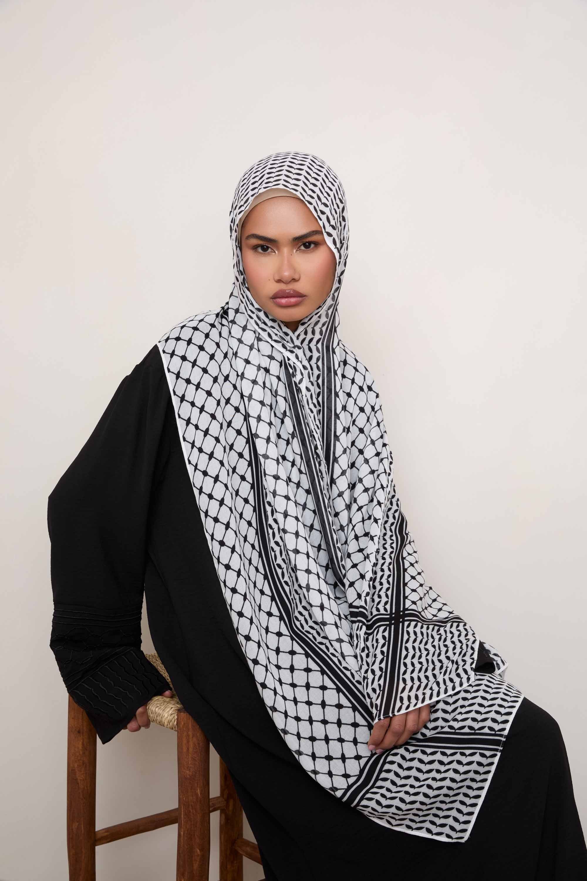 Keffiyeh Modal Hijab - Black - Image 6