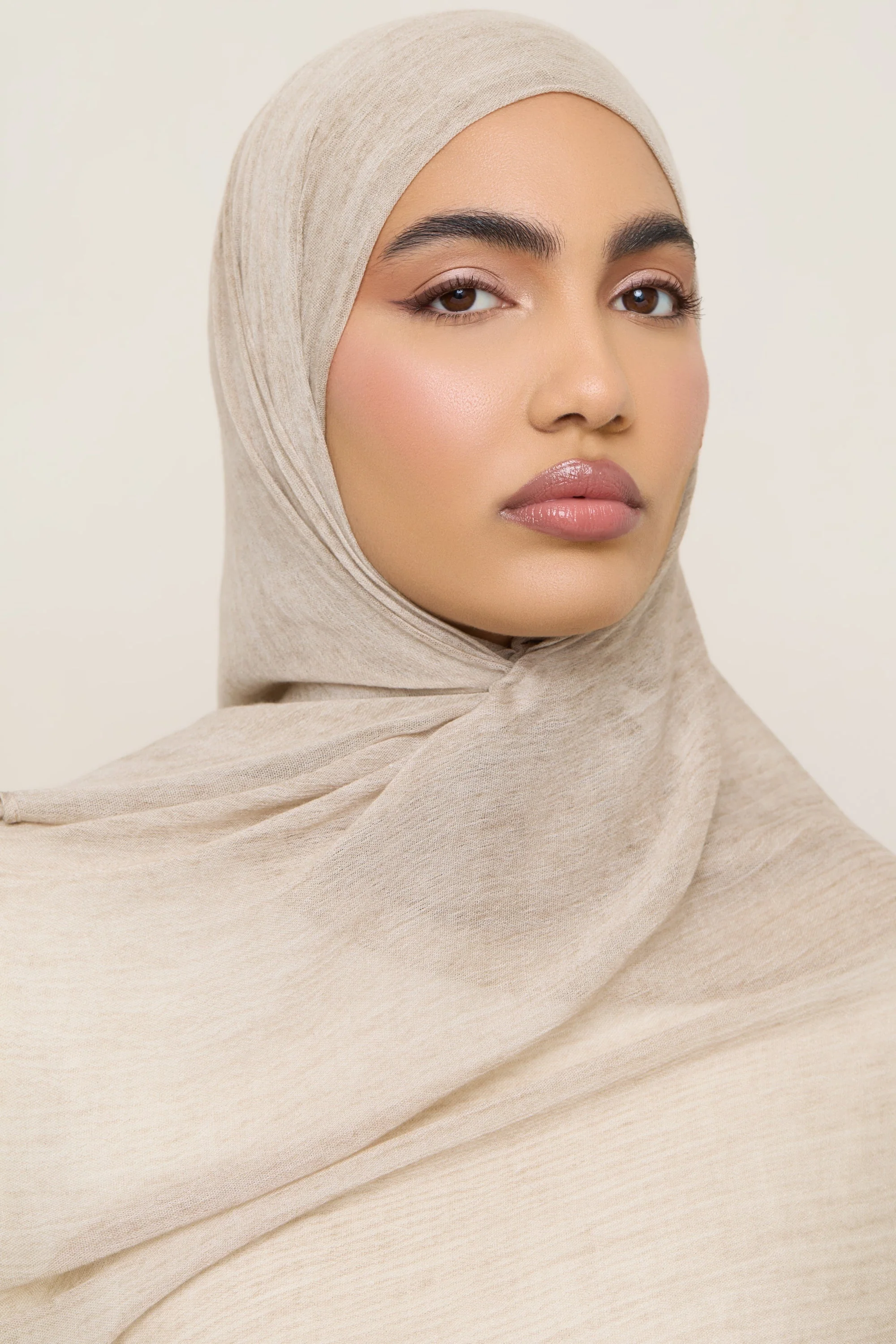 Modal Crinkle Hijab - Biscotti - Image 7