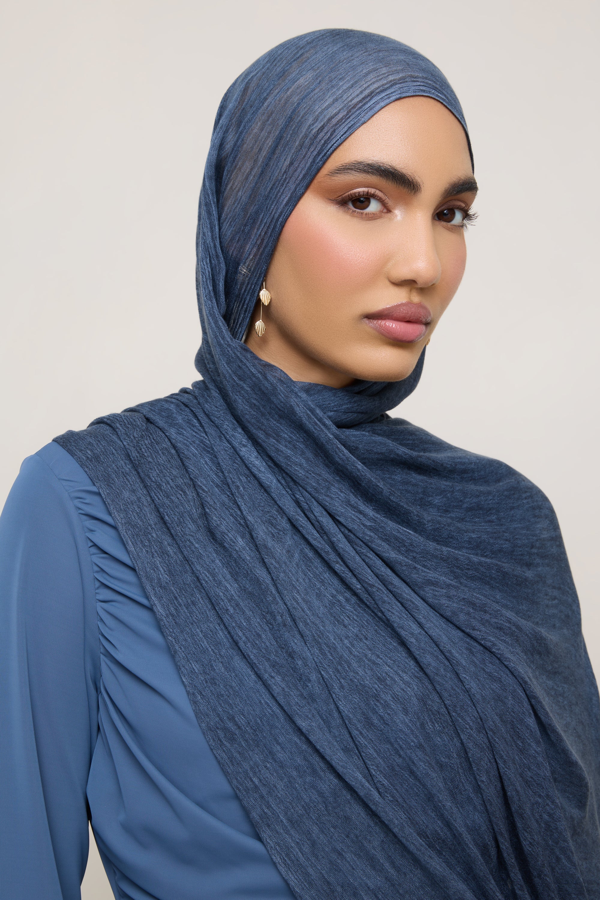 Modal Crinkle Hijab - Dark Denim - Image 2