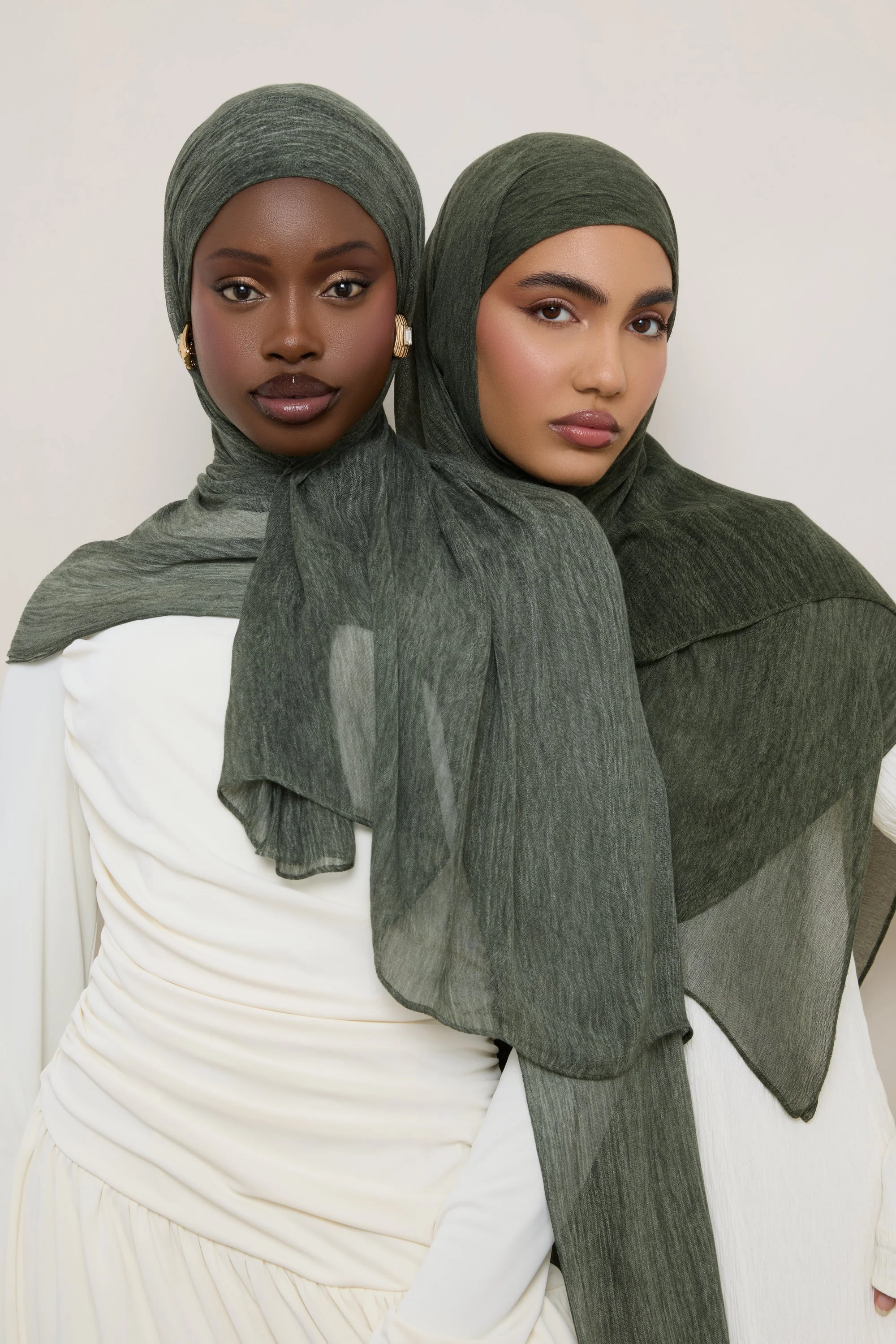 Modal Crinkle Hijab - Dark Forest - Image 4