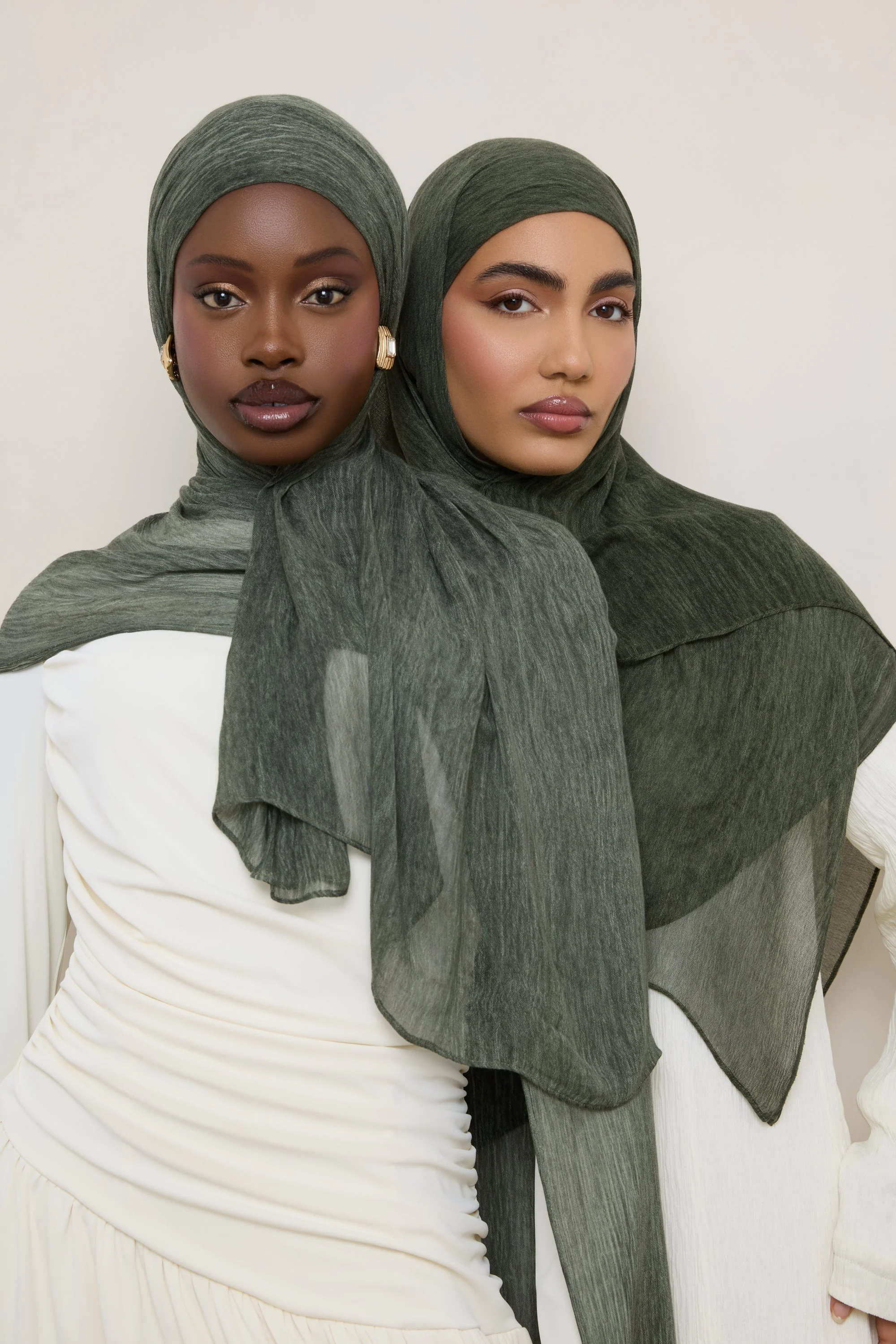 Modal Crinkle Hijab - Dark Forest - Image 5