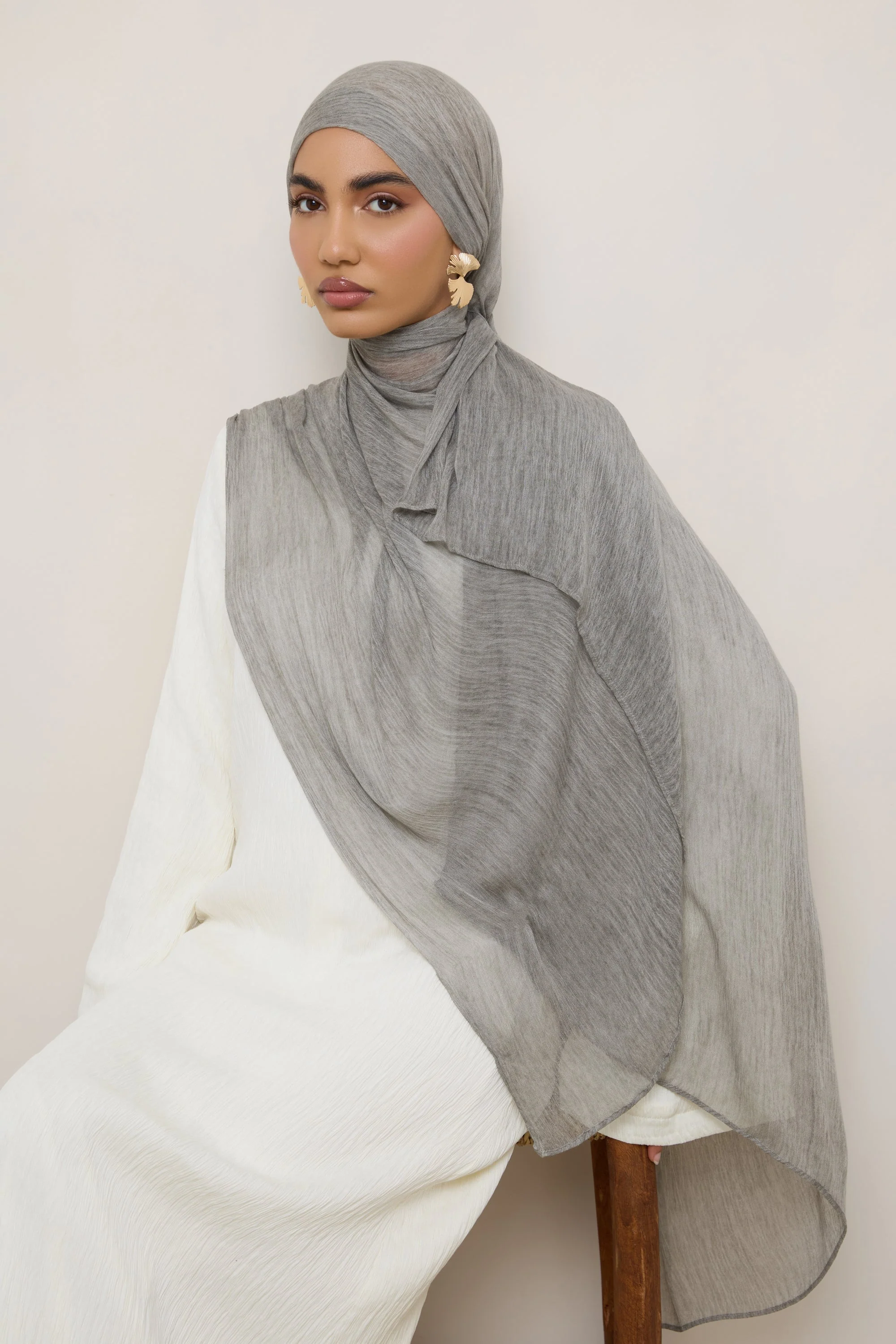Modal Crinkle Hijab - Grey - Image 5