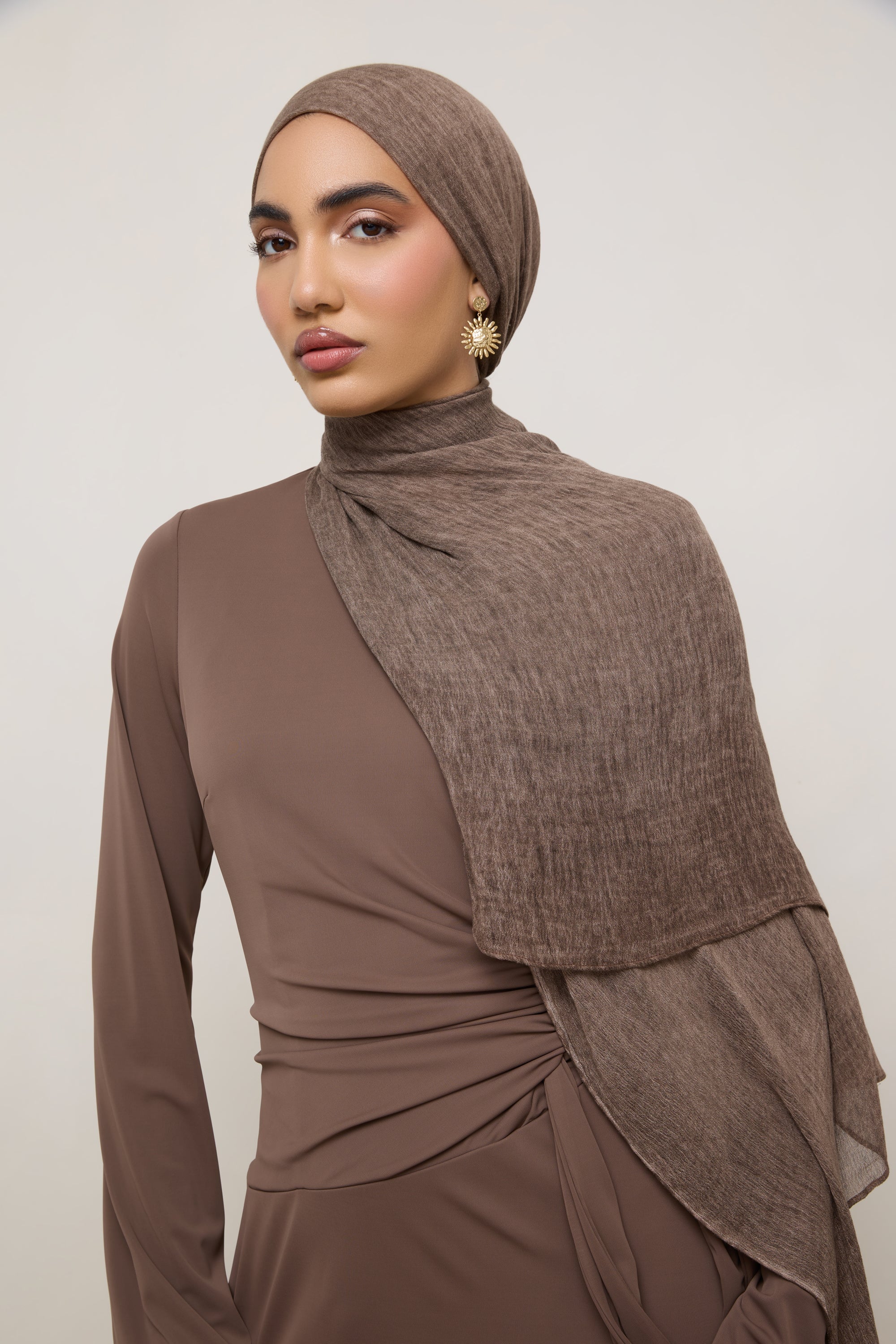 Modal Crinkle Hijab - Hot Cocoa - Image 5