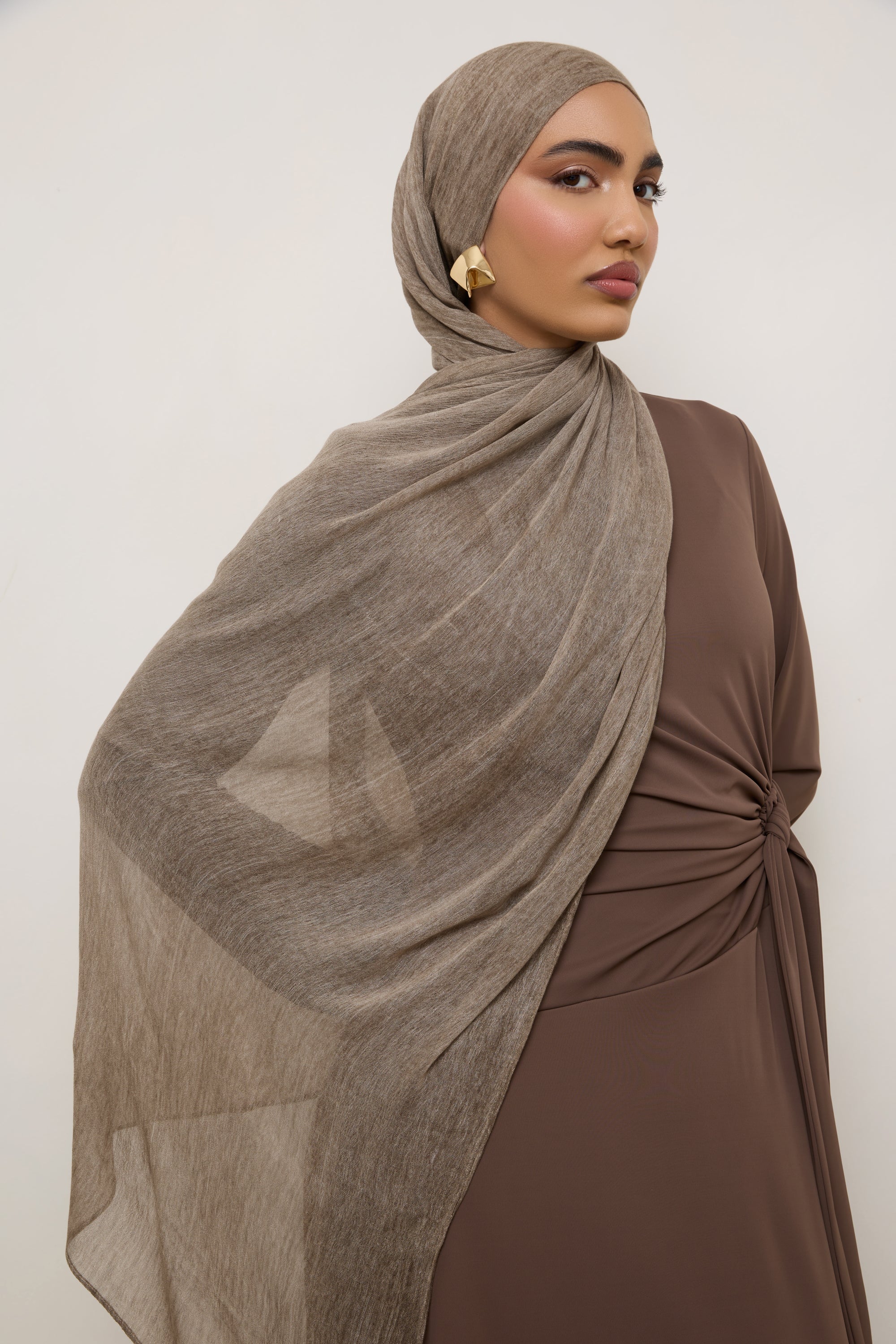 Modal Crinkle Hijab - Latte - Image 2