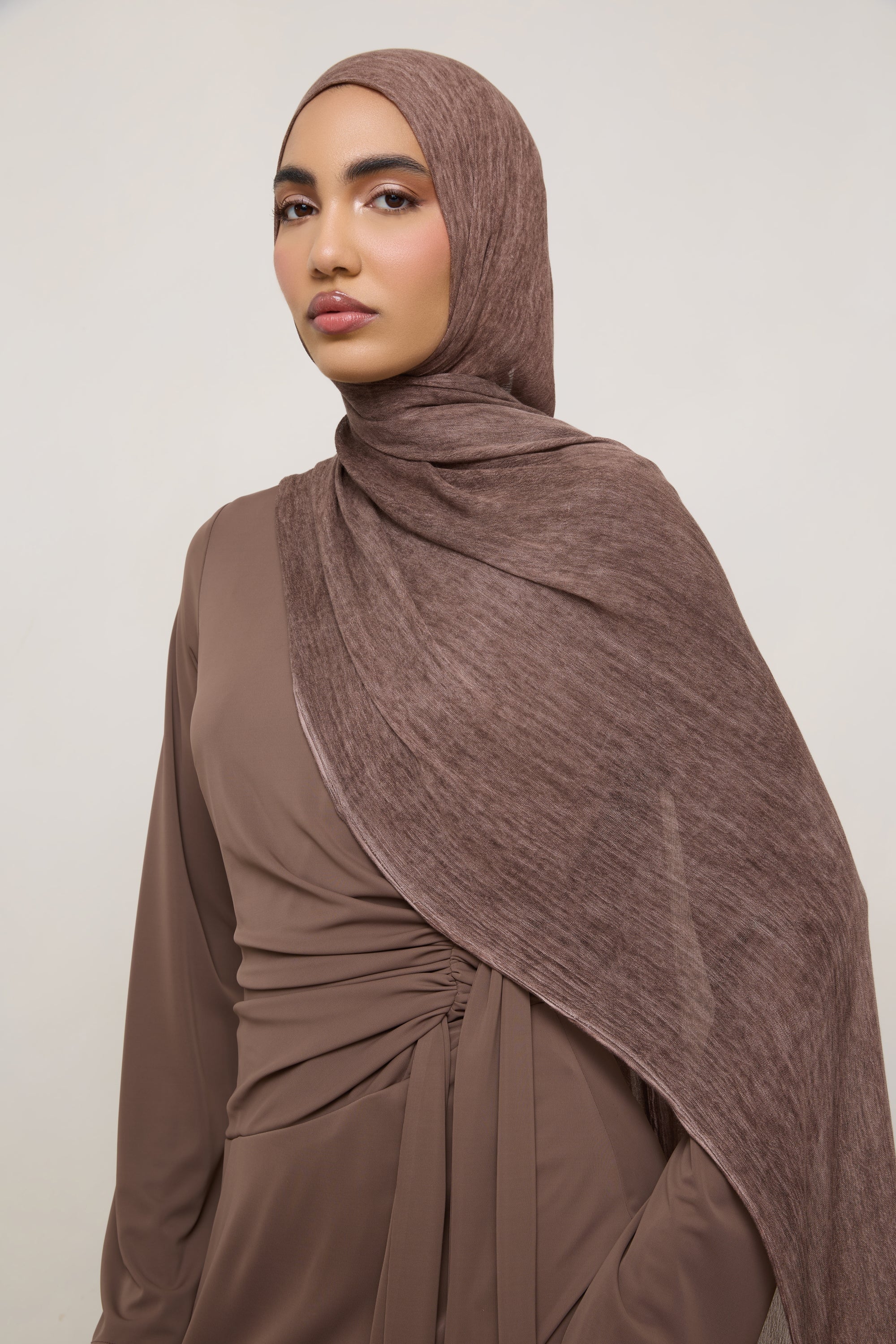 Modal Crinkle Hijab - Mocha - Image 5