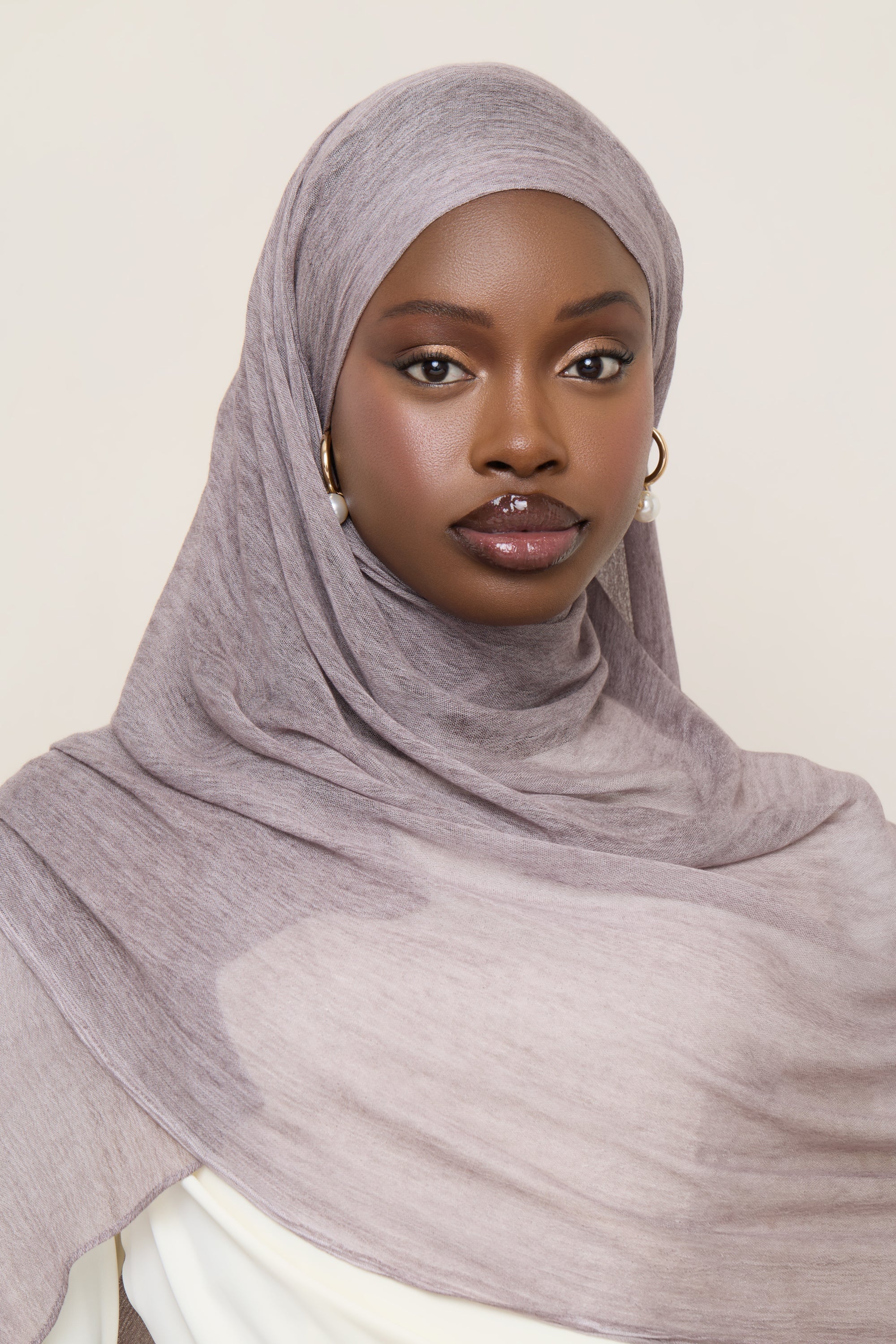 Modal Crinkle Hijab - Mushroom - Image 3
