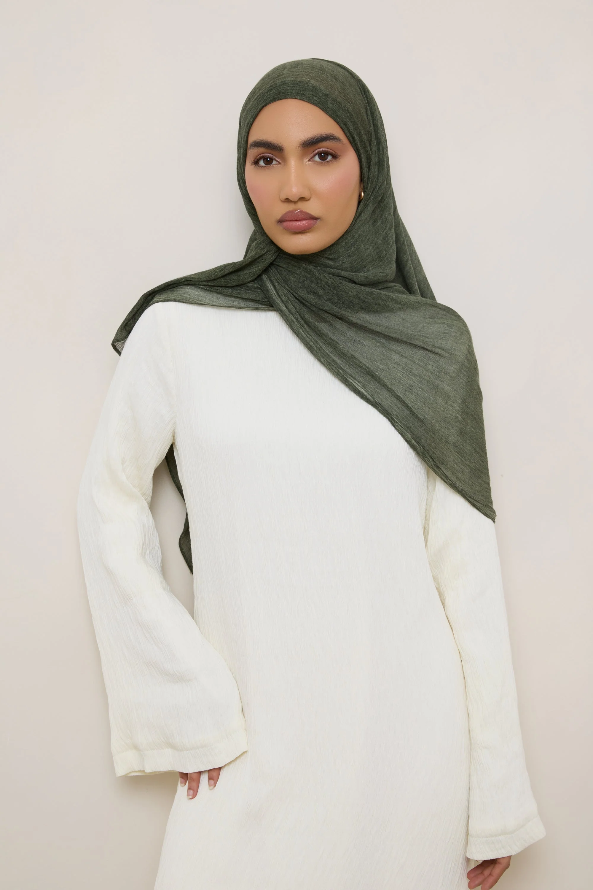 Modal Crinkle Hijab - Sea Kelp - Image 4