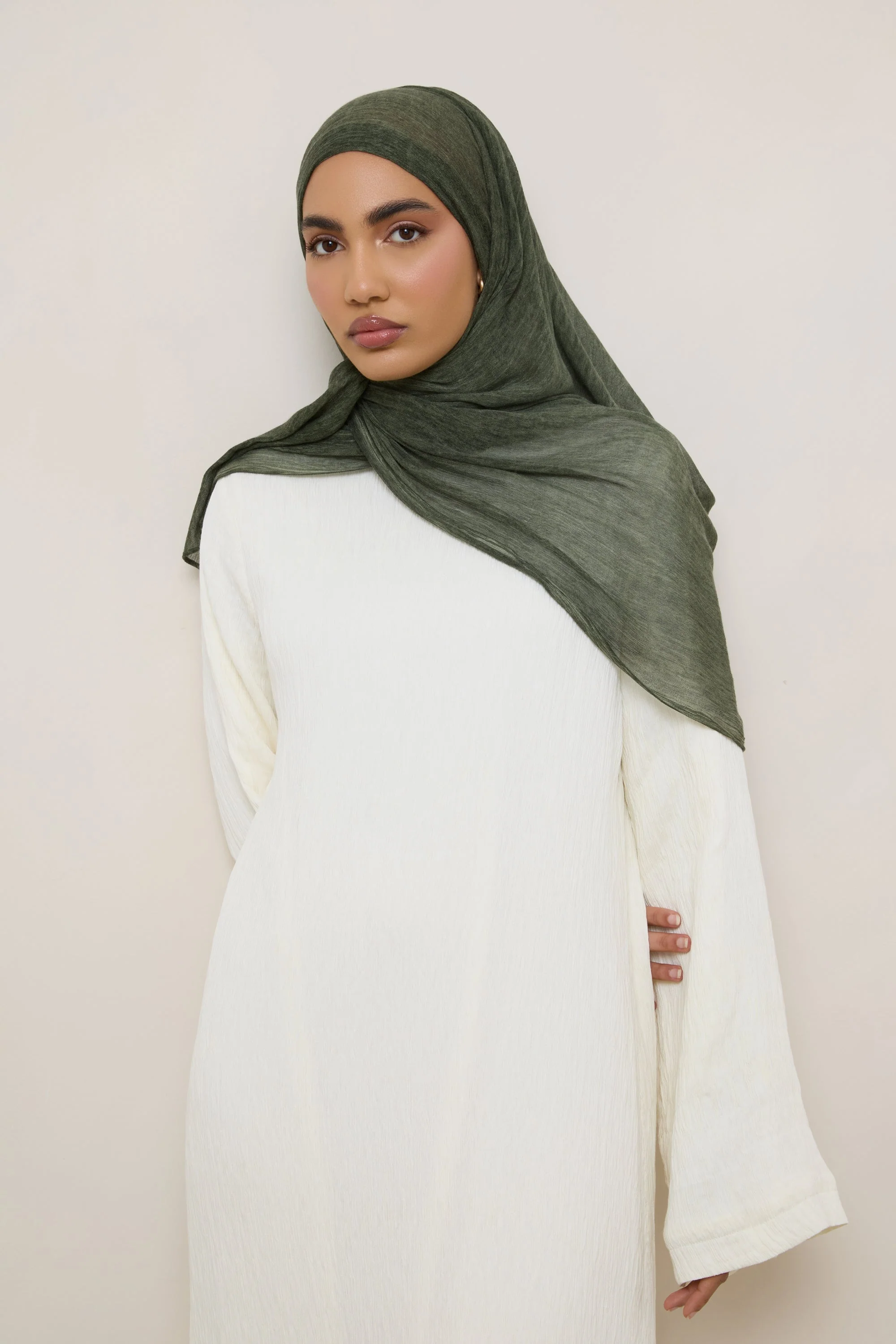 Modal Crinkle Hijab - Sea Kelp - Image 5