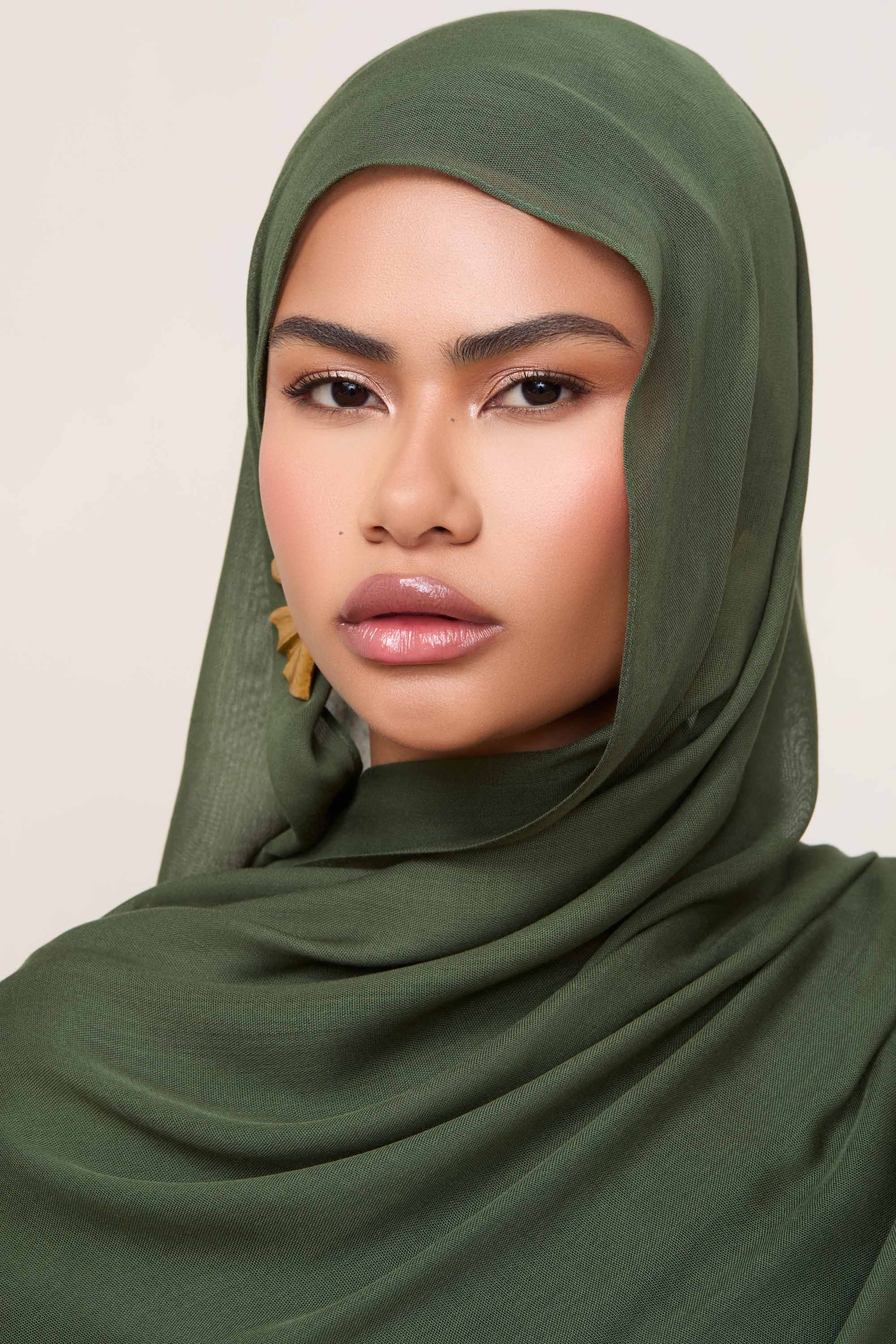 Modal Hijab - Black Forest - Image 4