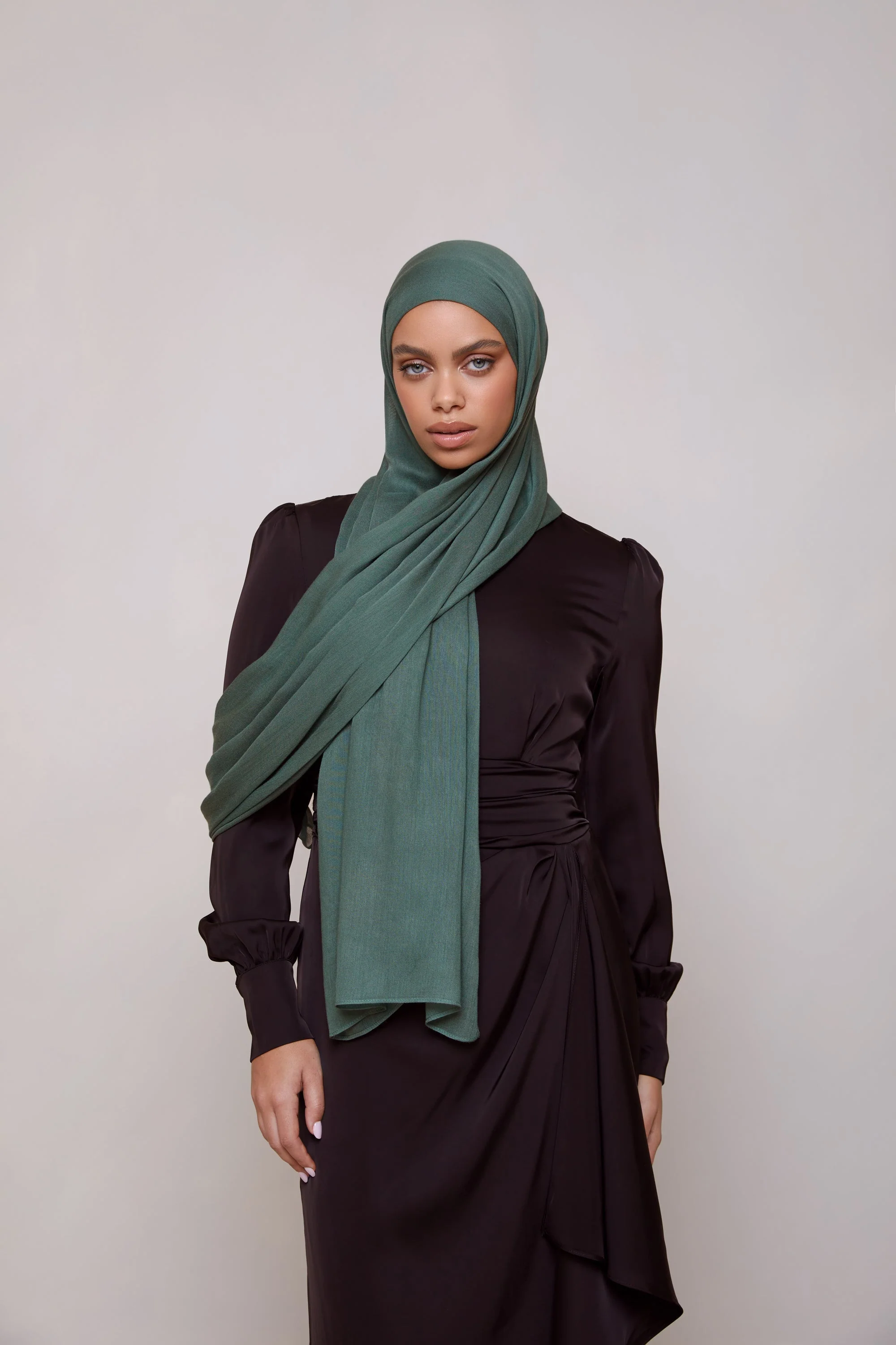 Modal Hijab - Dark Forest - Image 4