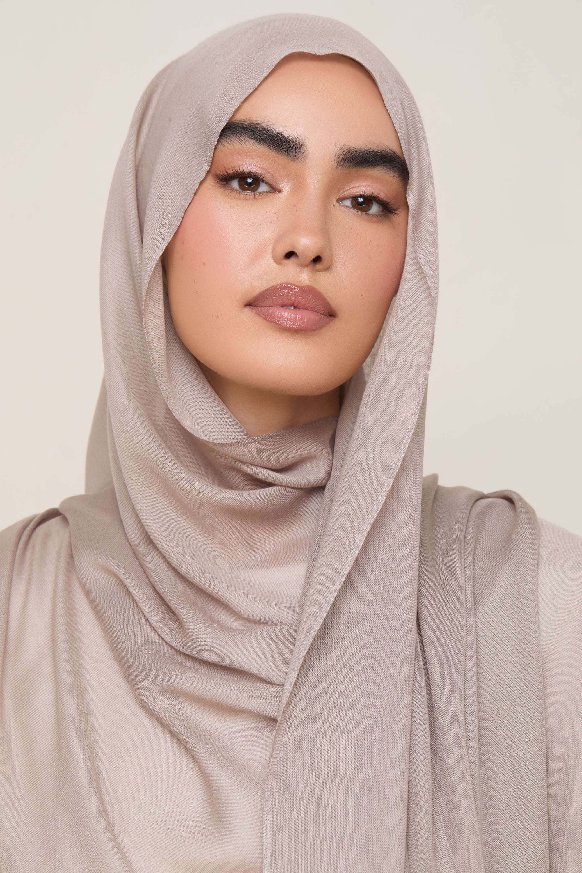 Modal Hijab - Pebble - Image 5