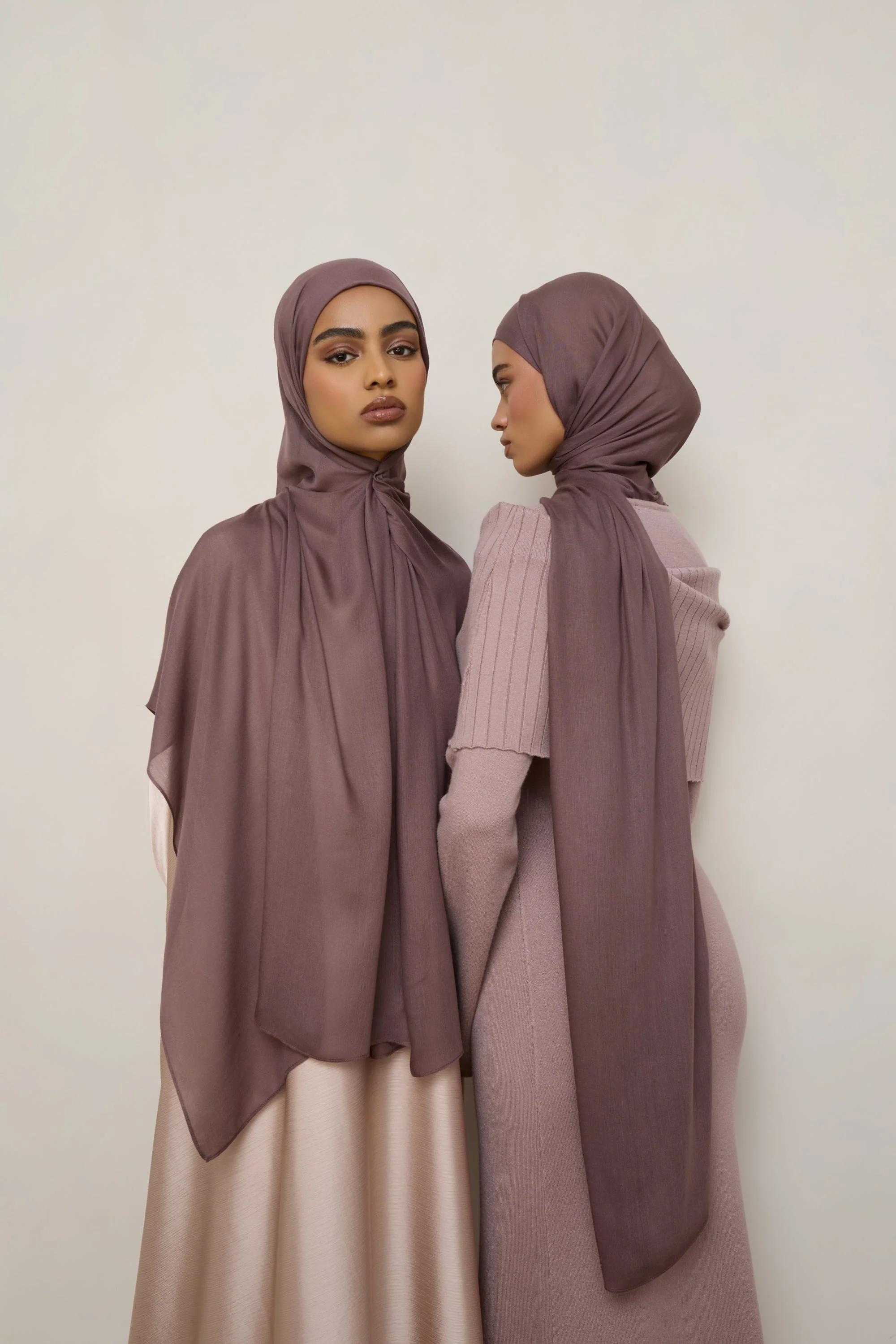 Modal Hijab - Peppercorn - Image 2