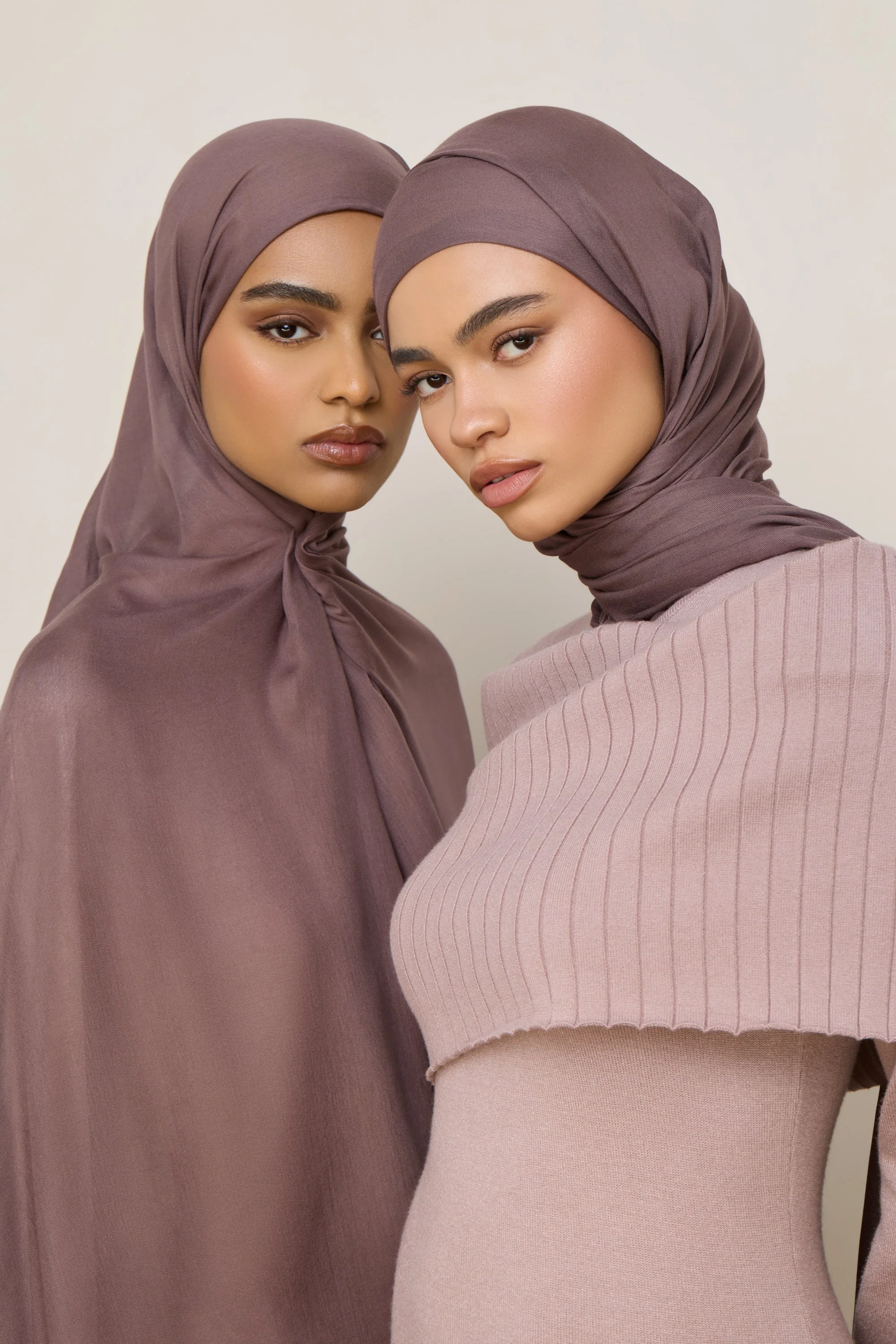 Modal Hijab - Peppercorn - Image 3