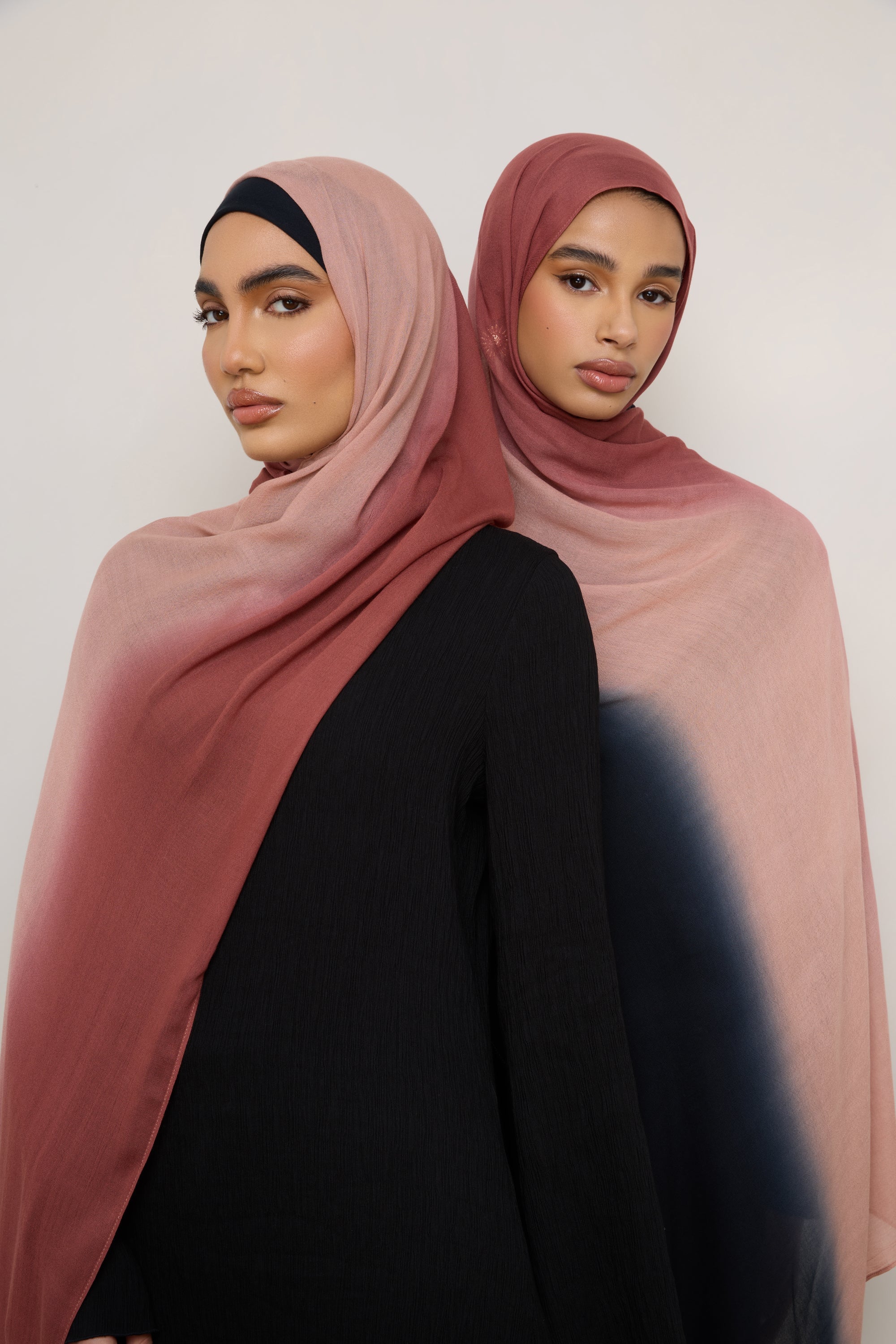 Ombre Modal Hijab - Apple Noir - Image 2