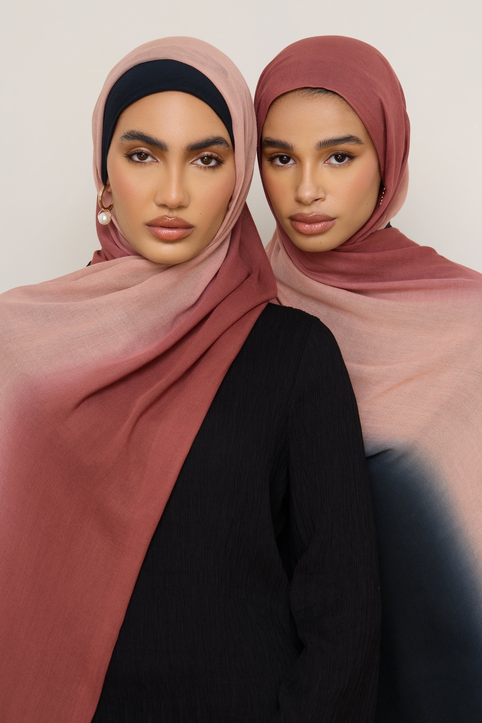 Ombre Modal Hijab - Apple Noir - Image 5
