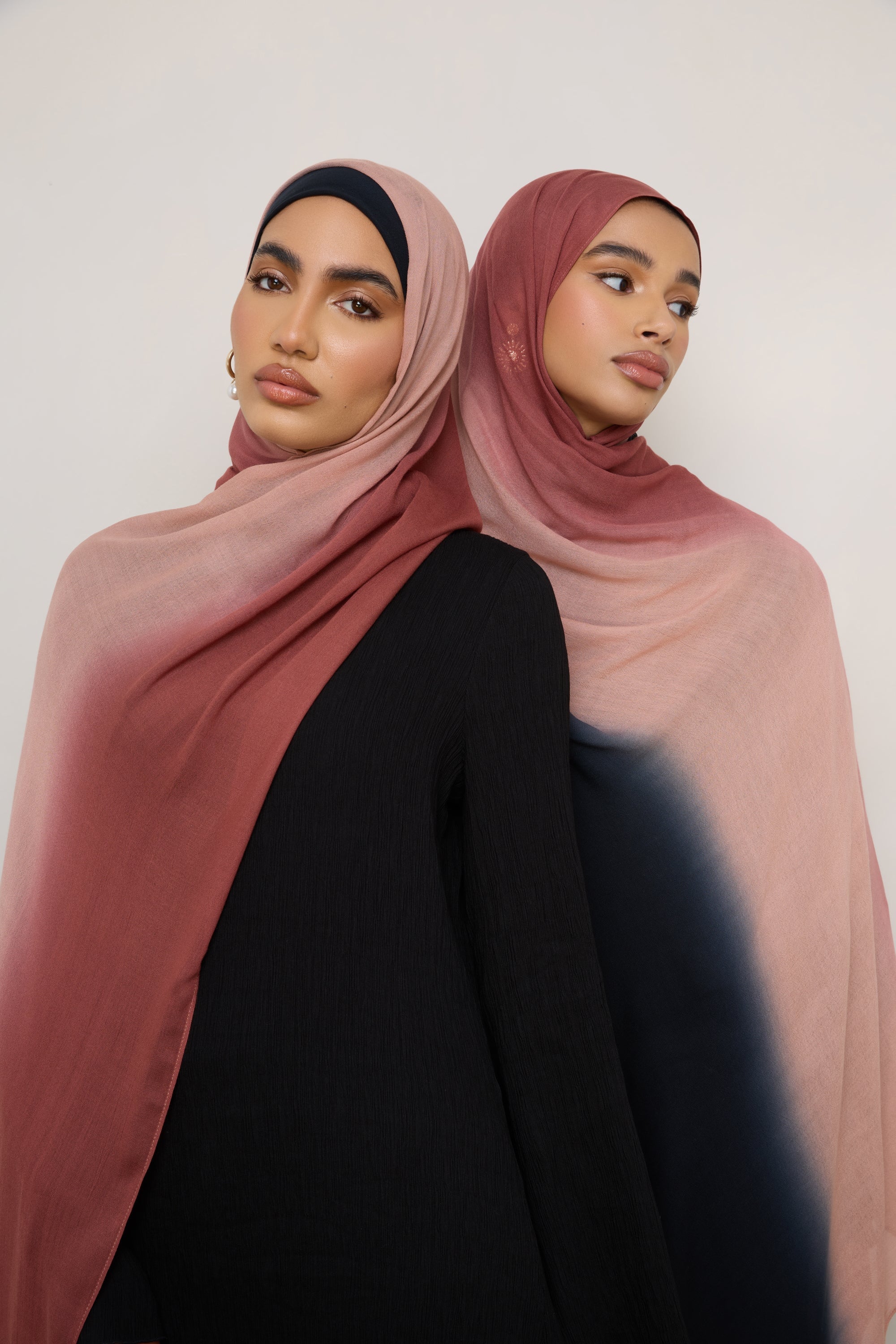 Ombre Modal Hijab - Apple Noir - Image 7
