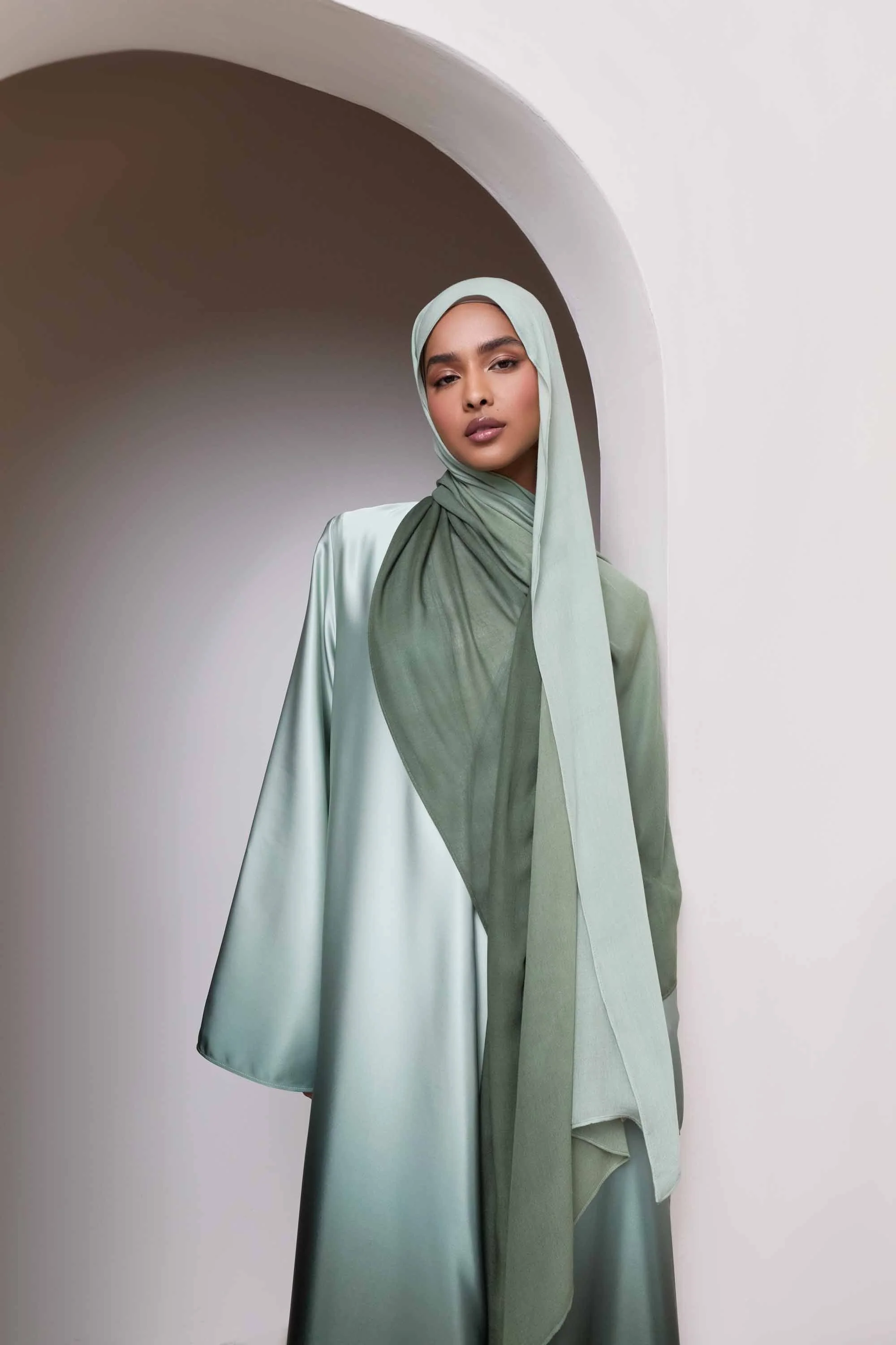 Ombre Modal Hijab - Dark Olive - Image 4