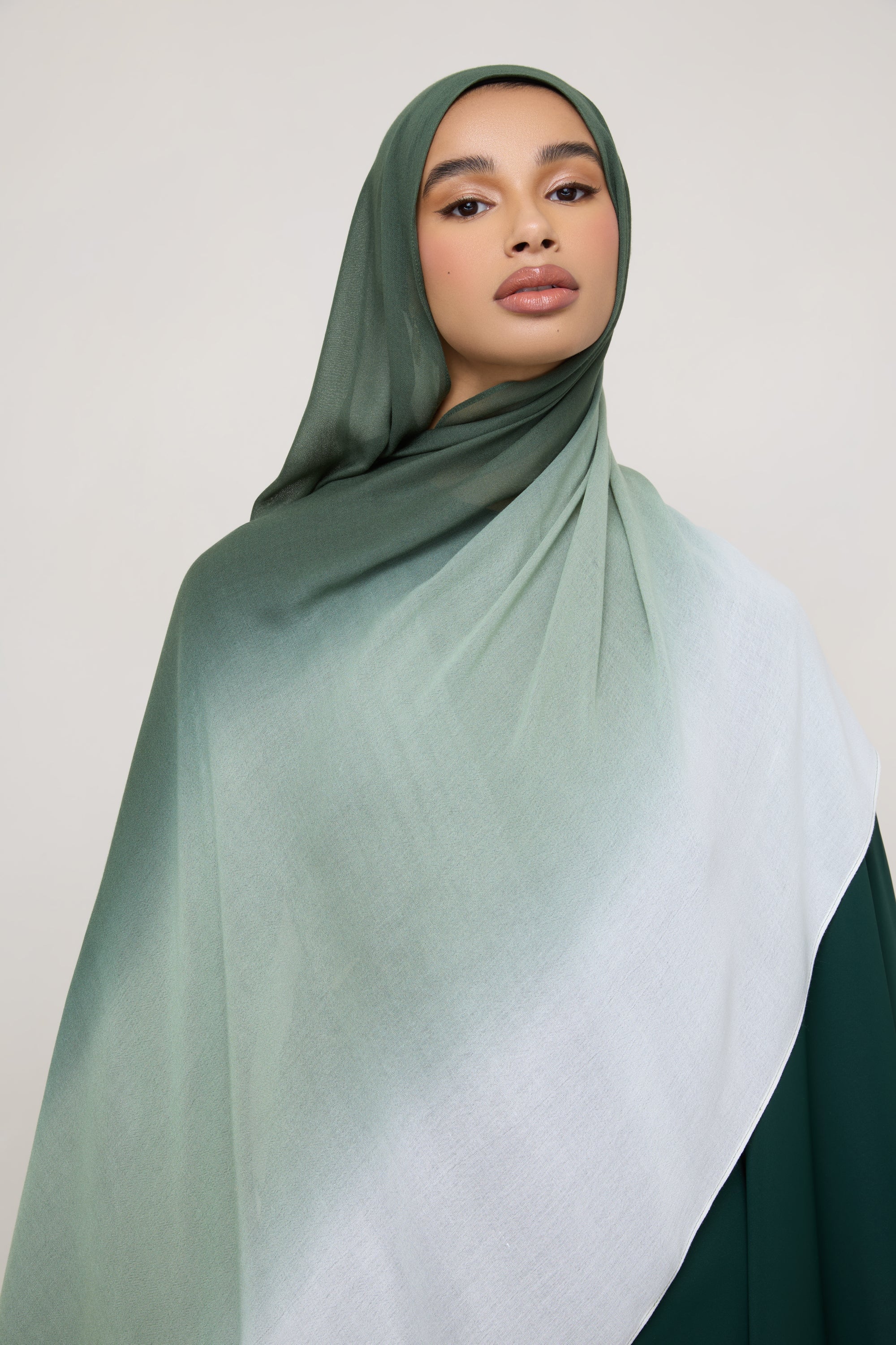 Ombre Modal Hijab - Forest Haze - Image 3