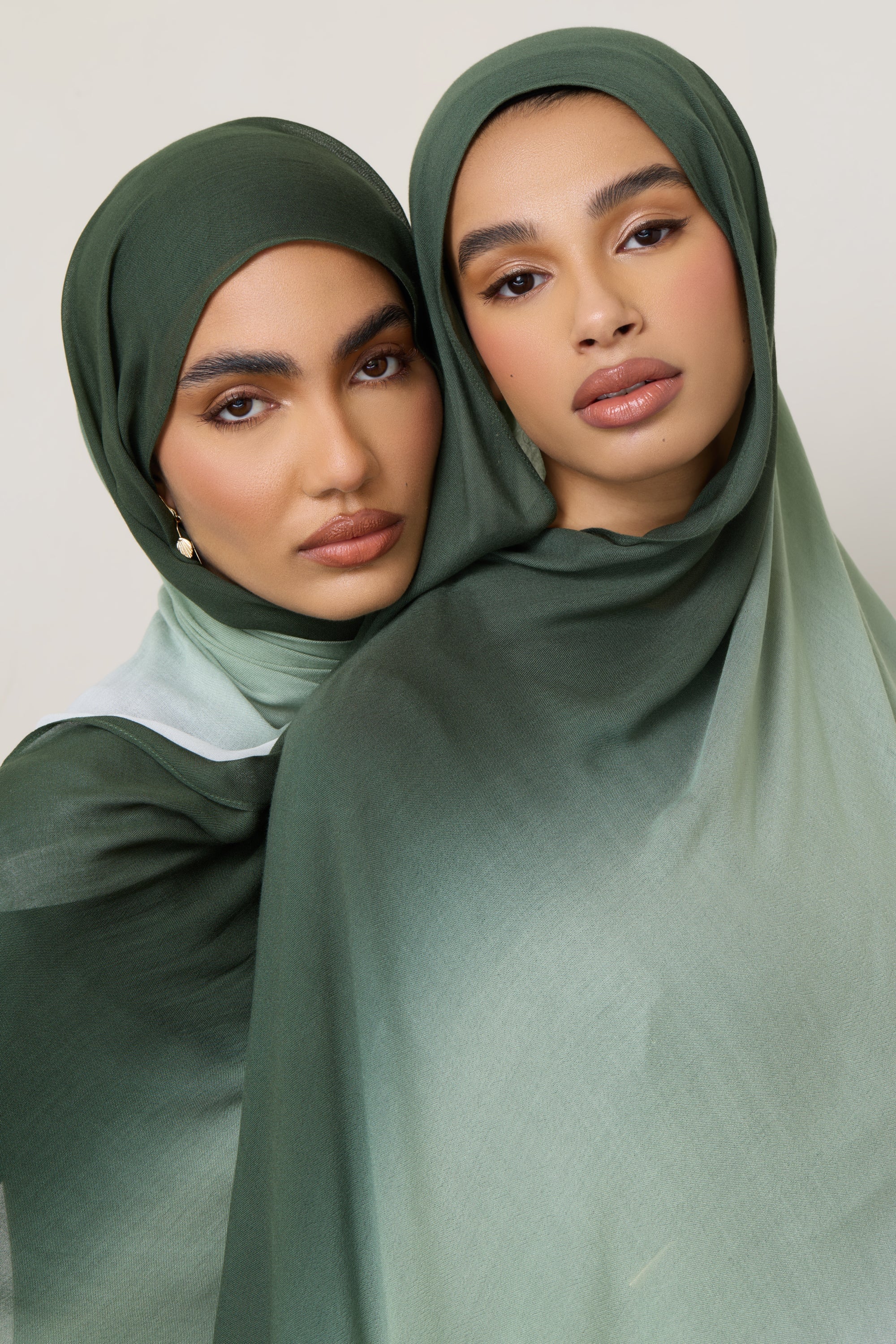 Ombre Modal Hijab - Forest Haze - Image 4