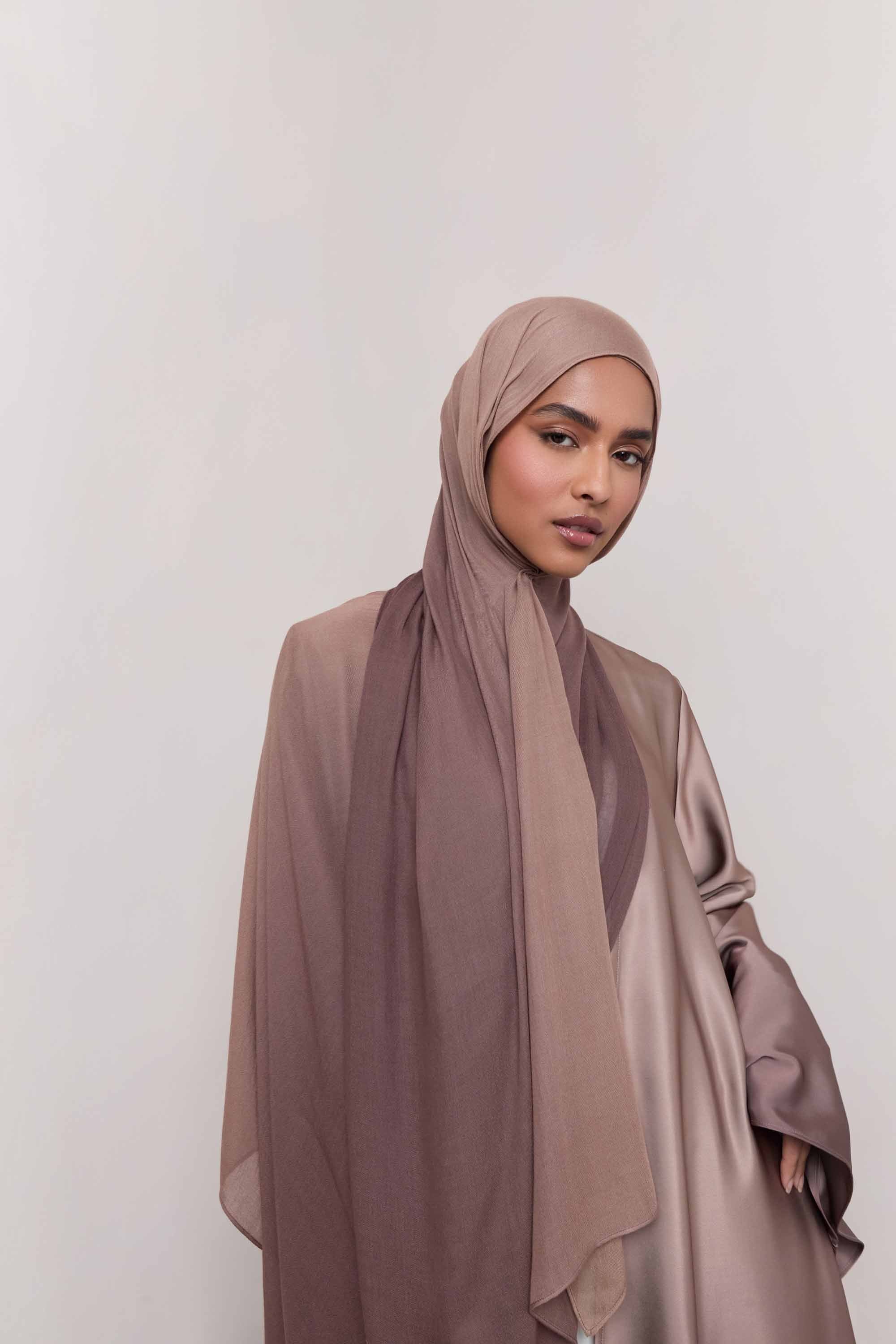 Ombre Modal Hijab - Mocha Latte - Image 3