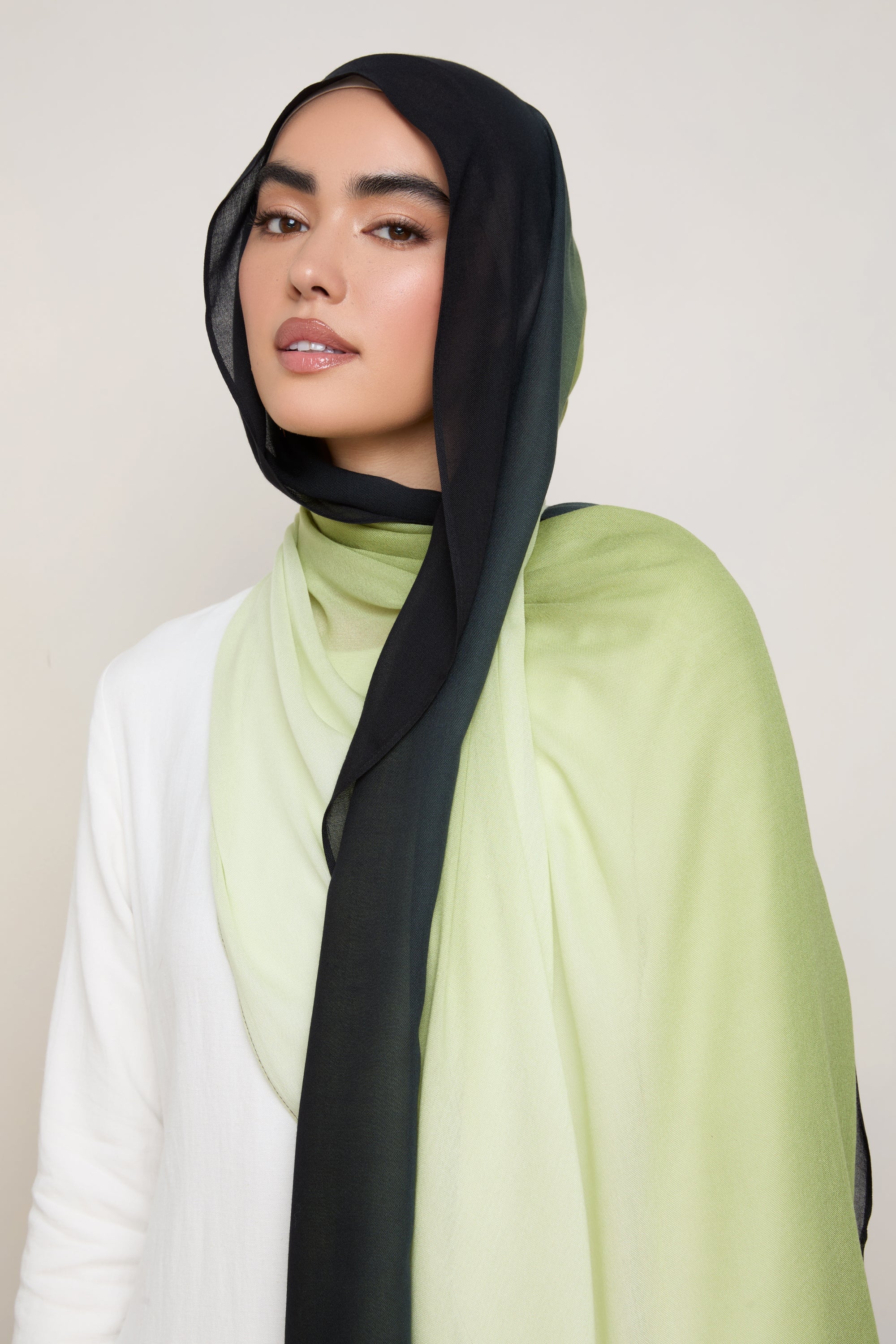 Ombre Modal Hijab - Peridot - Image 5